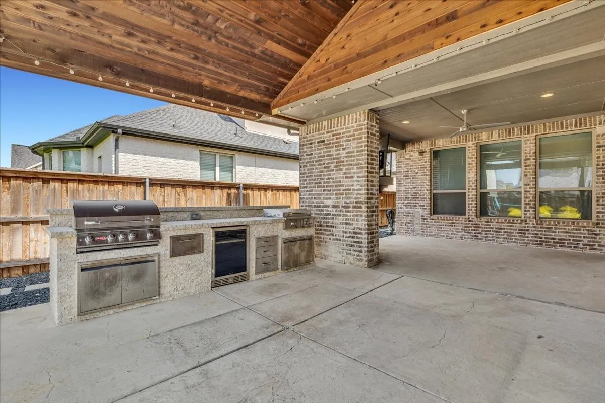 Single Family Residence For Sale in Denton County , 4049 Covent Garden Lane, Frisco, Texas 75034, 5 Bedroom, 6 Bathroom, 3 Garage spaces, 5,002 Sqft, built in 2017, mls#21320528, Real Estate Agent in Frisco, Homes For Sale in Denton county, Homes For Sale in Frisco, Realtor in Frisco Texas, Real Estate Brokerage Independent Realty Texas, Luminita Cordes Realtor