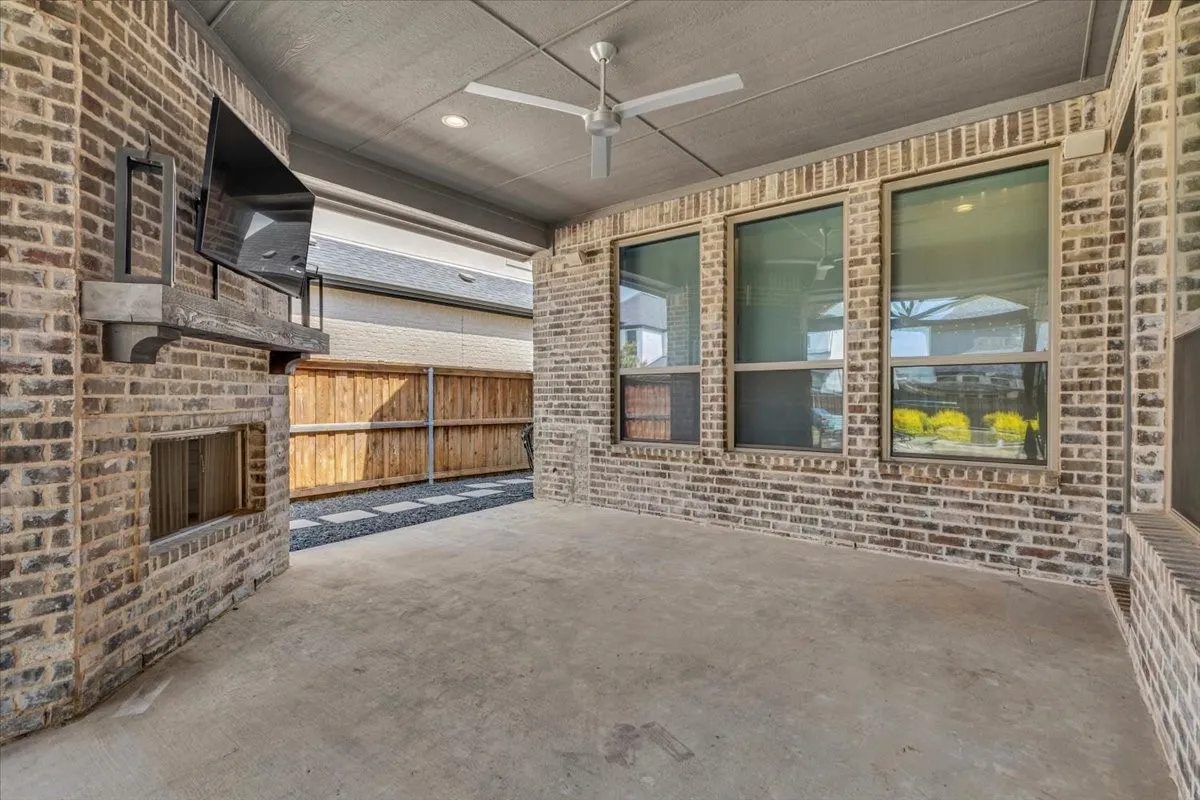 Single Family Residence For Sale in Denton County , 4049 Covent Garden Lane, Frisco, Texas 75034, 5 Bedroom, 6 Bathroom, 3 Garage spaces, 5,002 Sqft, built in 2017, mls#21320528, Real Estate Agent in Frisco, Homes For Sale in Denton county, Homes For Sale in Frisco, Realtor in Frisco Texas, Real Estate Brokerage Independent Realty Texas, Luminita Cordes Realtor