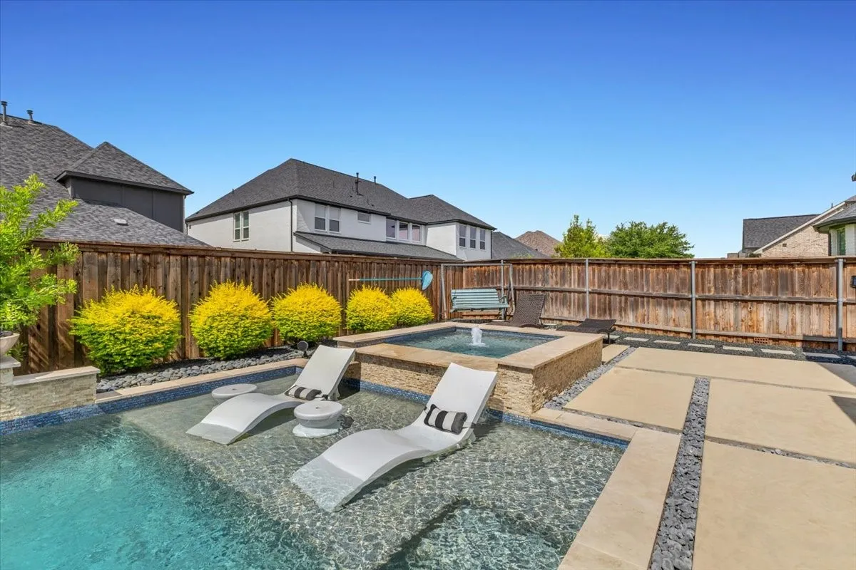 Single Family Residence For Sale in Denton County , 4049 Covent Garden Lane, Frisco, Texas 75034, 5 Bedroom, 6 Bathroom, 3 Garage spaces, 5,002 Sqft, built in 2017, mls#21320528, Real Estate Agent in Frisco, Homes For Sale in Denton county, Homes For Sale in Frisco, Realtor in Frisco Texas, Real Estate Brokerage Independent Realty Texas, Luminita Cordes Realtor