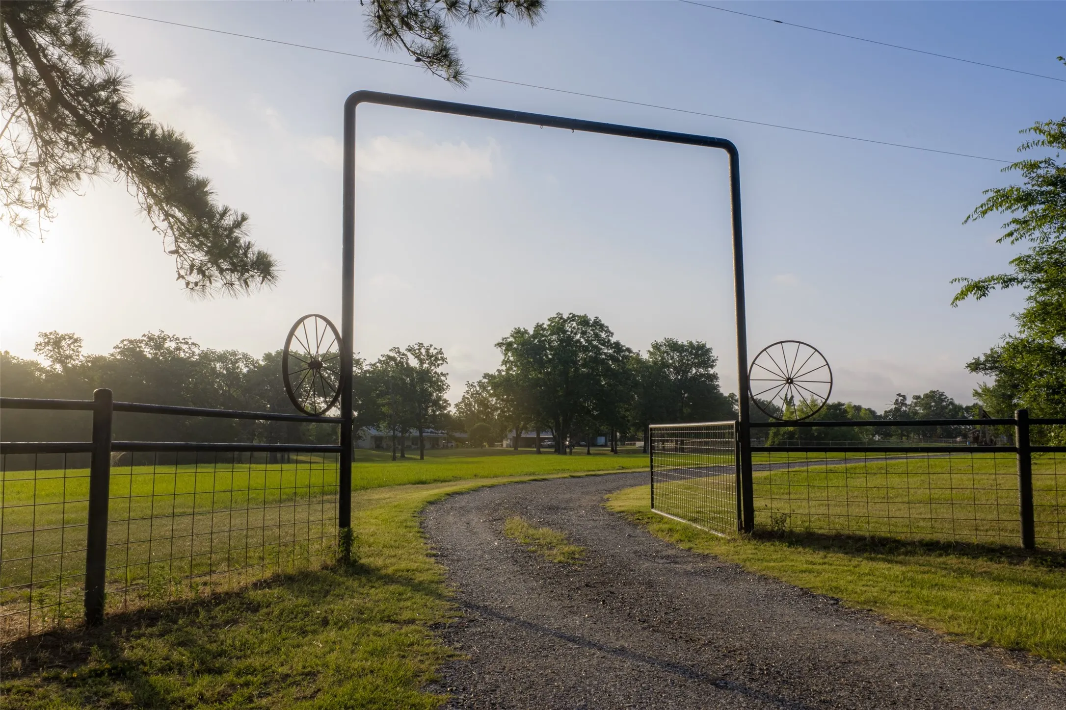 Farm For Sale in Van Zandt County , 10457 State Highway 110, Van, Texas 75790, 3 Bedroom, 3 Bathroom, 1 Garage spaces, 2,360 Sqft, built in 2009, mls#21319661, Real Estate Agent in Van, Homes For Sale in Van Zandt county, Homes For Sale in Van, Realtor in Van Texas, Real Estate Brokerage Independent Realty Texas, Luminita Cordes Realtor