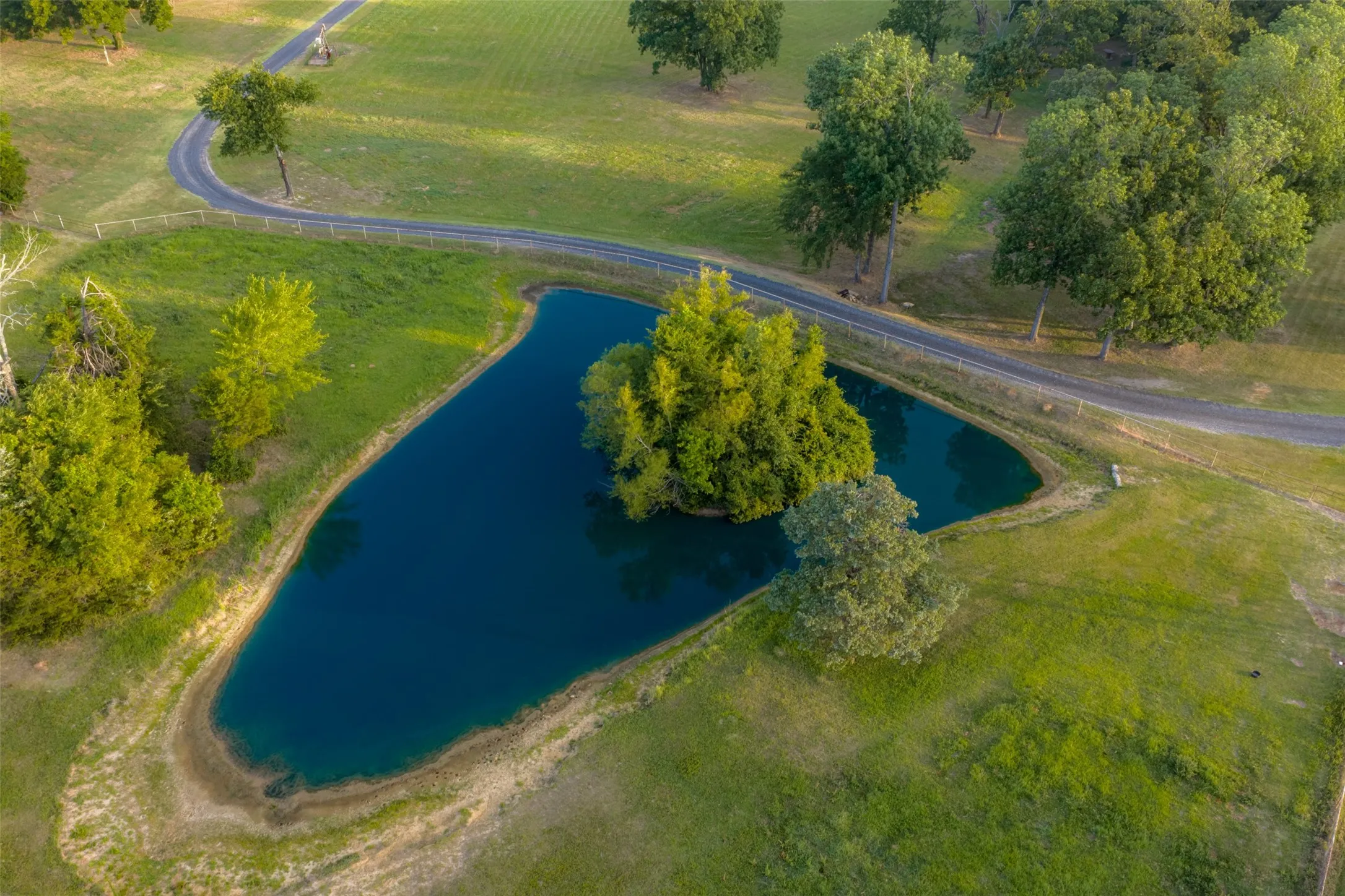 Farm For Sale in Van Zandt County , 10457 State Highway 110, Van, Texas 75790, 3 Bedroom, 3 Bathroom, 1 Garage spaces, 2,360 Sqft, built in 2009, mls#21319661, Real Estate Agent in Van, Homes For Sale in Van Zandt county, Homes For Sale in Van, Realtor in Van Texas, Real Estate Brokerage Independent Realty Texas, Luminita Cordes Realtor