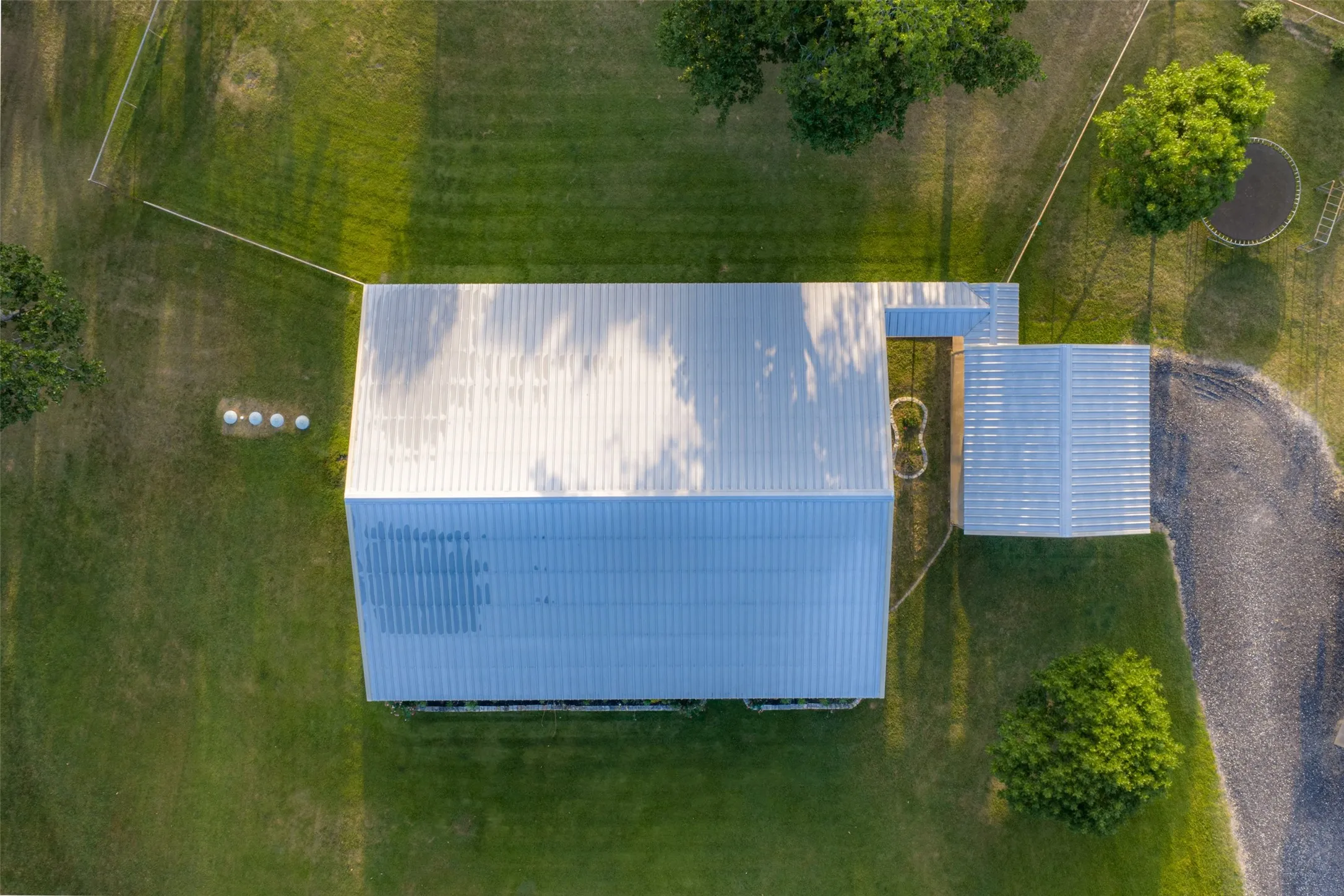 Farm For Sale in Van Zandt County , 10457 State Highway 110, Van, Texas 75790, 3 Bedroom, 3 Bathroom, 1 Garage spaces, 2,360 Sqft, built in 2009, mls#21319661, Real Estate Agent in Van, Homes For Sale in Van Zandt county, Homes For Sale in Van, Realtor in Van Texas, Real Estate Brokerage Independent Realty Texas, Luminita Cordes Realtor