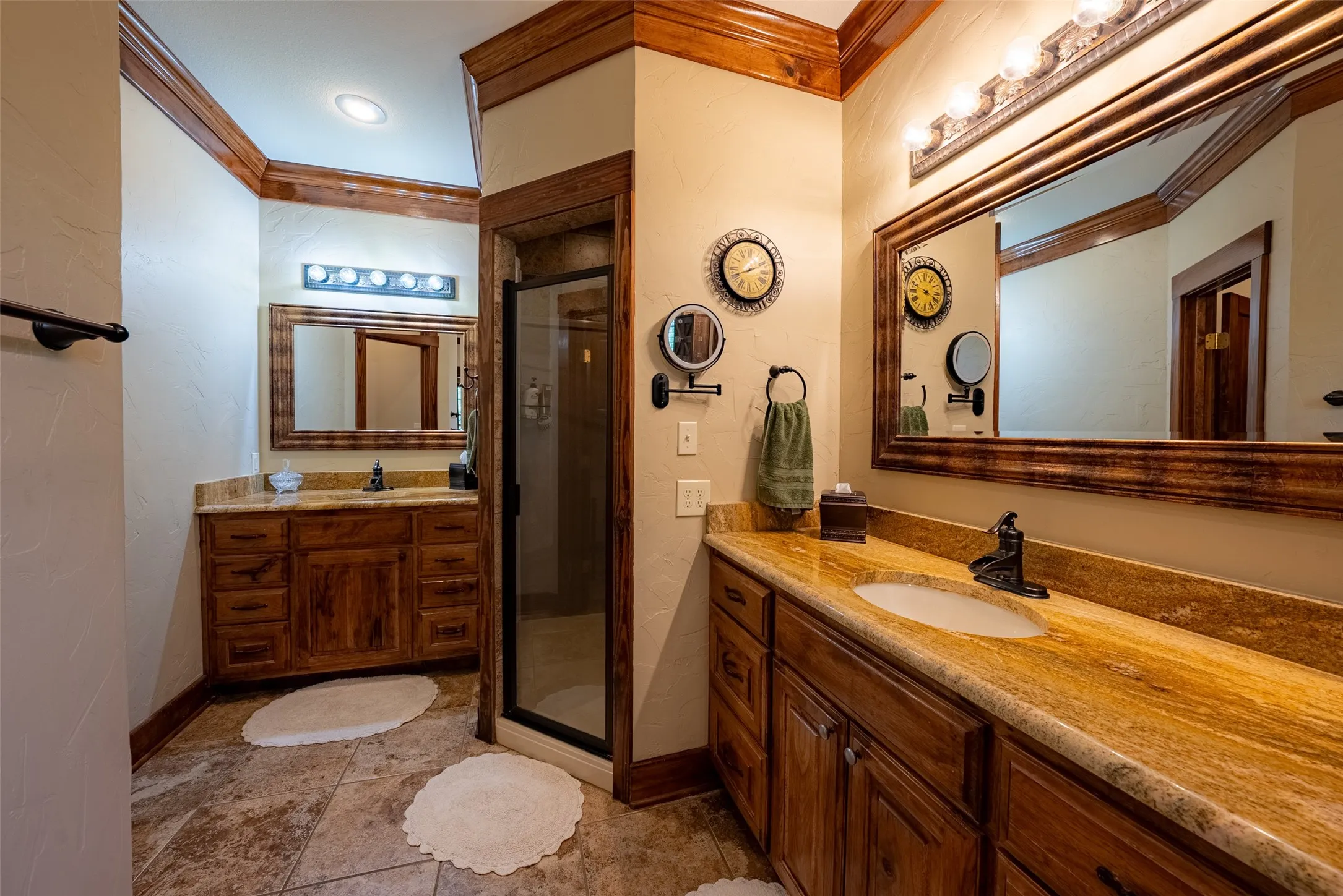 Farm For Sale in Van Zandt County , 10457 State Highway 110, Van, Texas 75790, 3 Bedroom, 3 Bathroom, 1 Garage spaces, 2,360 Sqft, built in 2009, mls#21319661, Real Estate Agent in Van, Homes For Sale in Van Zandt county, Homes For Sale in Van, Realtor in Van Texas, Real Estate Brokerage Independent Realty Texas, Luminita Cordes Realtor