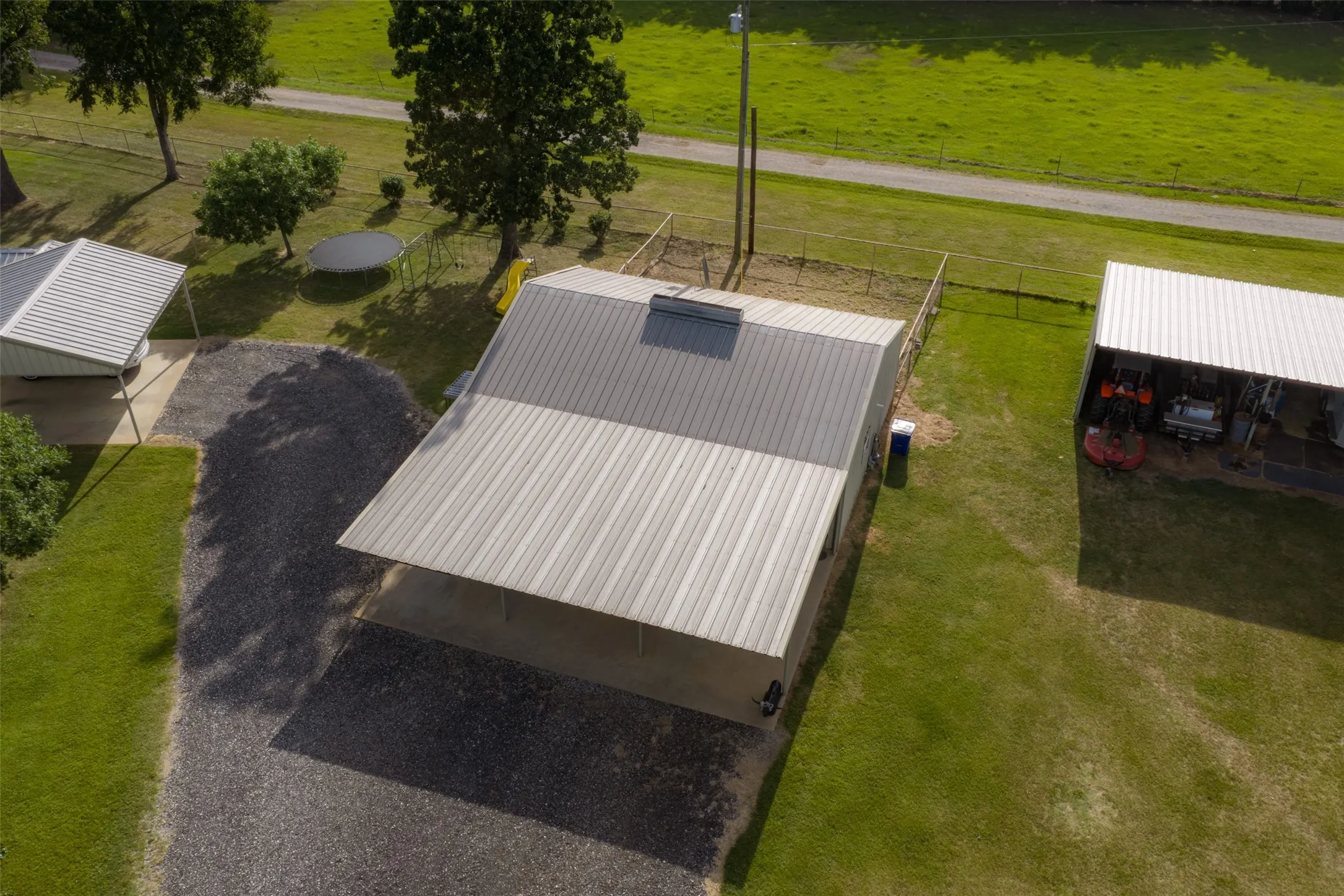 Farm For Sale in Van Zandt County , 10457 State Highway 110, Van, Texas 75790, 3 Bedroom, 3 Bathroom, 1 Garage spaces, 2,360 Sqft, built in 2009, mls#21319661, Real Estate Agent in Van, Homes For Sale in Van Zandt county, Homes For Sale in Van, Realtor in Van Texas, Real Estate Brokerage Independent Realty Texas, Luminita Cordes Realtor