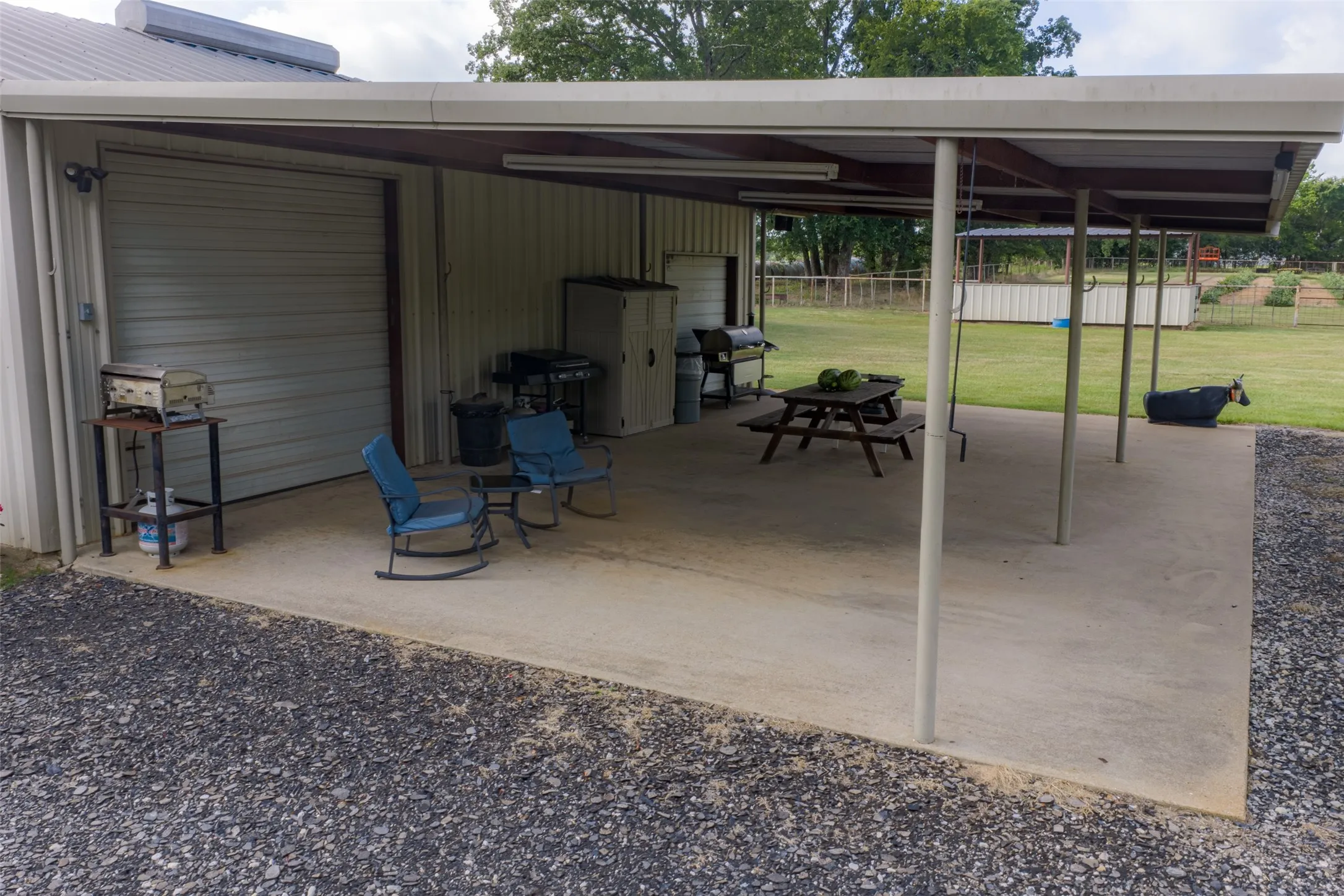 Farm For Sale in Van Zandt County , 10457 State Highway 110, Van, Texas 75790, 3 Bedroom, 3 Bathroom, 1 Garage spaces, 2,360 Sqft, built in 2009, mls#21319661, Real Estate Agent in Van, Homes For Sale in Van Zandt county, Homes For Sale in Van, Realtor in Van Texas, Real Estate Brokerage Independent Realty Texas, Luminita Cordes Realtor