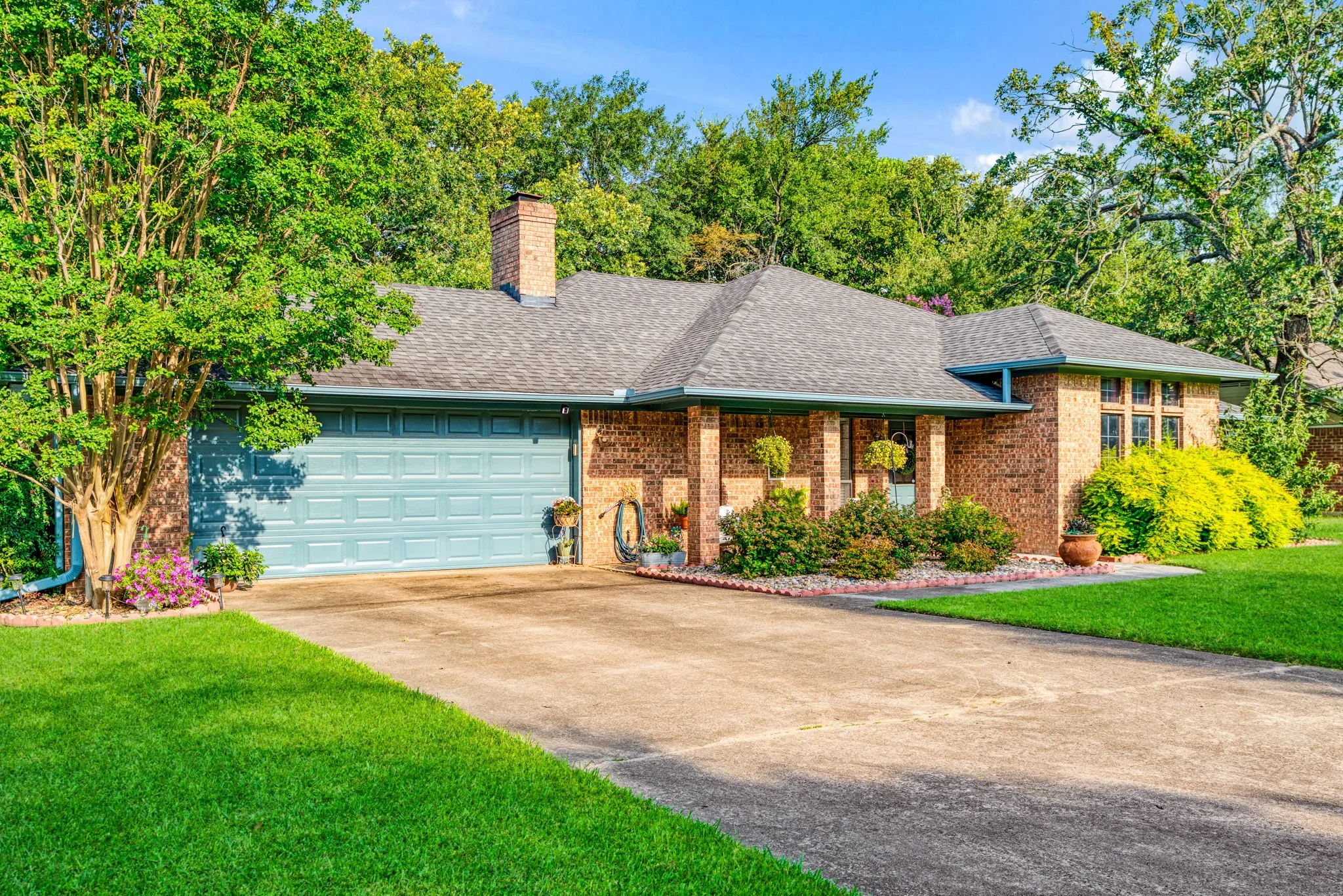 Single Family Residence For Sale in Lamar County , 544 Turtle Creek, Reno, Texas 75462, 3 Bedroom, 2 Bathroom, 2 Garage spaces, 1,565 Sqft, built in 0, mls#21320157, Real Estate Agent in Reno, Homes For Sale in Lamar county, Homes For Sale in Reno, Realtor in Reno Texas, Real Estate Brokerage Independent Realty Texas, Luminita Cordes Realtor