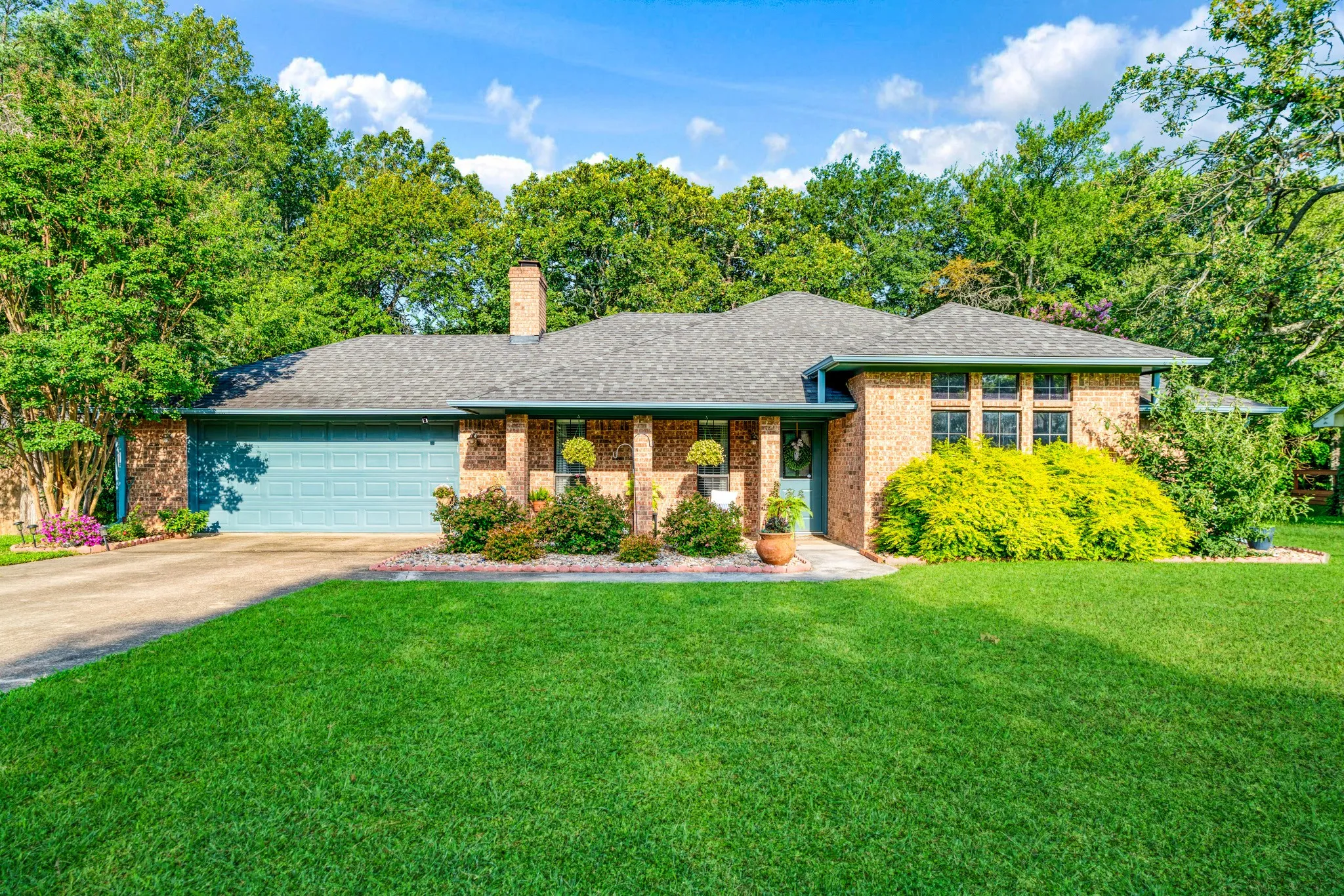 Single Family Residence For Sale in Lamar County , 544 Turtle Creek, Reno, Texas 75462, 3 Bedroom, 2 Bathroom, 2 Garage spaces, 1,565 Sqft, built in 0, mls#21320157, Real Estate Agent in Reno, Homes For Sale in Lamar county, Homes For Sale in Reno, Realtor in Reno Texas, Real Estate Brokerage Independent Realty Texas, Luminita Cordes Realtor