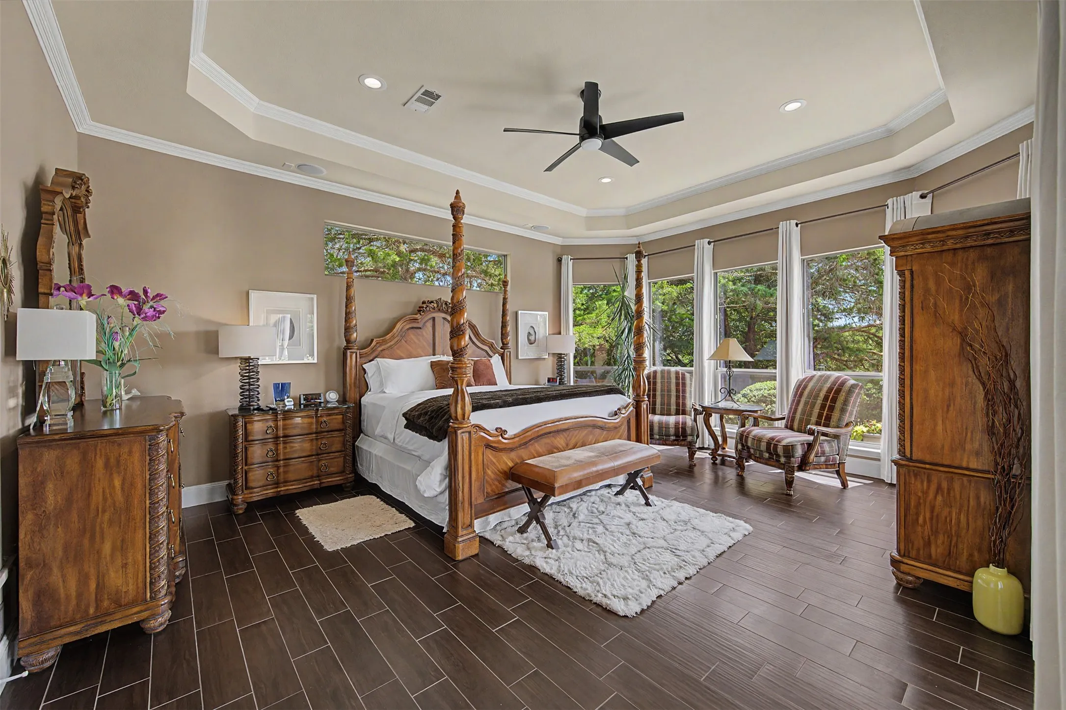 Single Family Residence For Sale in Dallas County , 1529 Cypress Bend Drive, Cedar Hill, Texas 75104, 3 Bedroom, 3 Bathroom, 3 Garage spaces, 2,736 Sqft, built in 2002, mls#21317554, Real Estate Agent in Cedar Hill, Homes For Sale in Dallas county, Homes For Sale in Cedar Hill, Realtor in Cedar Hill Texas, Real Estate Brokerage Independent Realty Texas, Luminita Cordes Realtor