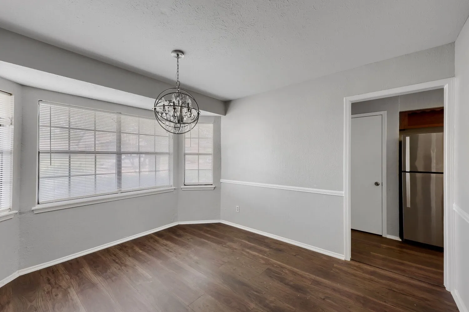 Single Family Residence For Rent in Dallas County , 1005 Whitewater Trail, De Soto, Texas 75115, 3 Bedroom, 2 Bathroom, 2 Garage spaces, 1,966 Sqft, built in 1984, mls#21320720, Real Estate Agent in De Soto, Homes For Rent in Dallas county, Homes For Rent in De Soto, Realtor in De Soto Texas, Real Estate Brokerage Independent Realty Texas, Luminita Cordes Realtor