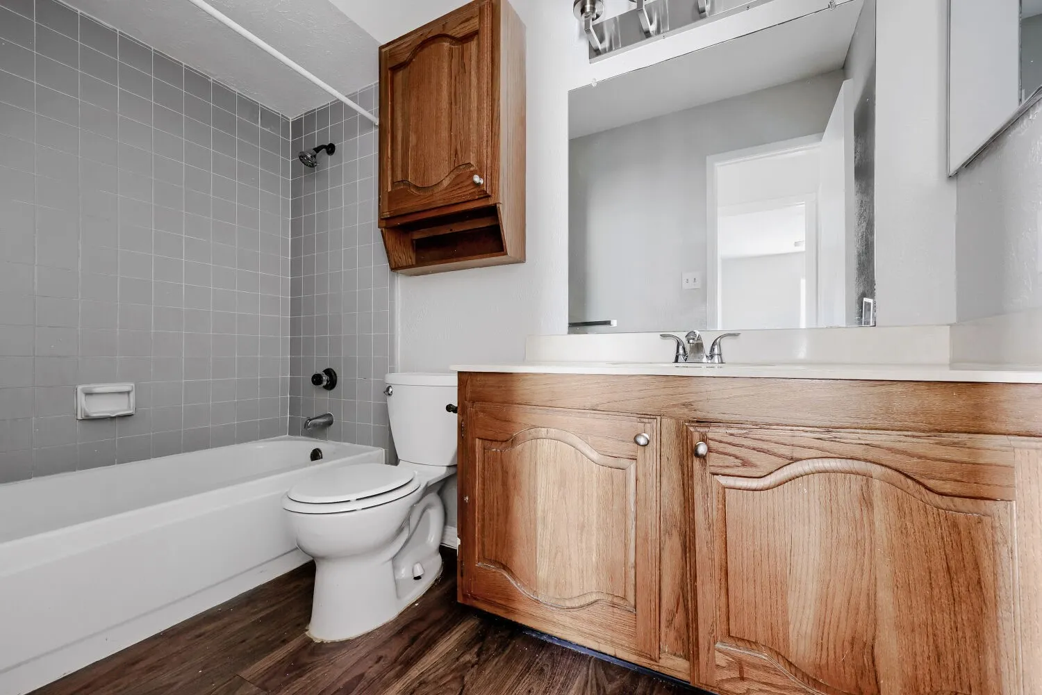 Single Family Residence For Rent in Dallas County , 1005 Whitewater Trail, De Soto, Texas 75115, 3 Bedroom, 2 Bathroom, 2 Garage spaces, 1,966 Sqft, built in 1984, mls#21320720, Real Estate Agent in De Soto, Homes For Rent in Dallas county, Homes For Rent in De Soto, Realtor in De Soto Texas, Real Estate Brokerage Independent Realty Texas, Luminita Cordes Realtor