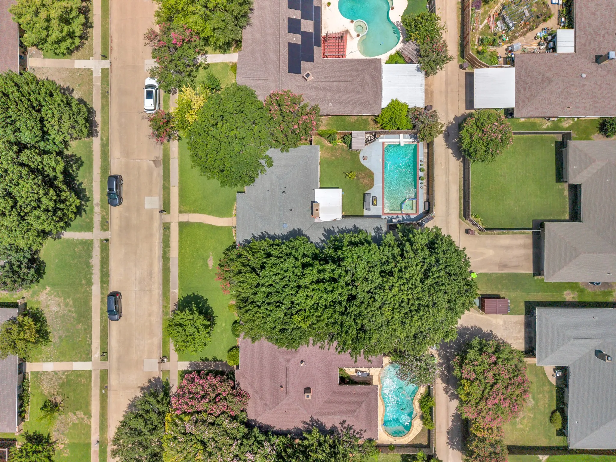 Single Family Residence For Sale in Collin County , 2500 Stonemoss Drive, Plano, Texas 75075, 4 Bedroom, 2 Bathroom, 2 Garage spaces, 2,309 Sqft, built in 1973, mls#21316315, Real Estate Agent in Plano, Homes For Sale in Collin county, Homes For Sale in Plano, Realtor in Plano Texas, Real Estate Brokerage Independent Realty Texas, Luminita Cordes Realtor