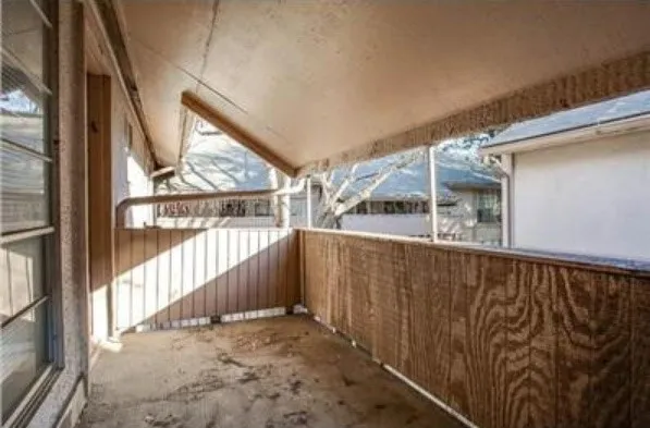 Condominium For Sale in Dallas County , 10594 High Hollows Drive 290, Dallas, Texas 75230, 2 Bedroom, 1 Bathroom, Garage spaces, 851 Sqft, built in 1970, mls#21320708, Real Estate Agent in Dallas, Homes For Sale in Dallas county, Homes For Sale in Dallas, Realtor in Dallas Texas, Real Estate Brokerage Independent Realty Texas, Luminita Cordes Realtor