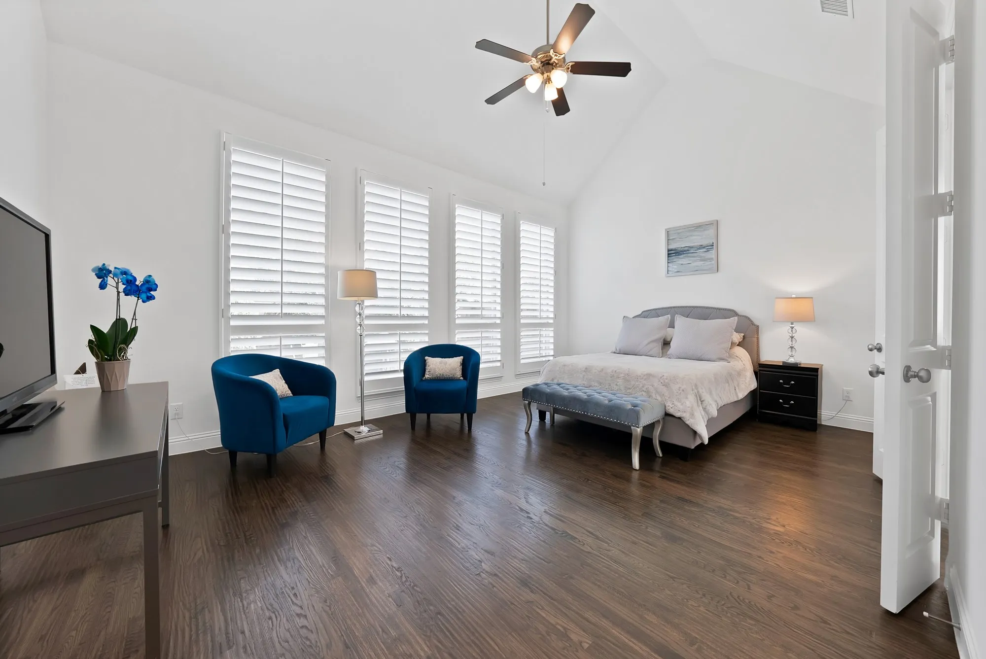 Single Family Residence For Sale in Denton County , 8260 Halifax, The Colony, Texas 75056, 3 Bedroom, 4 Bathroom, 2 Garage spaces, 2,540 Sqft, built in 2020, mls#21320689, Real Estate Agent in The Colony, Homes For Sale in Denton county, Homes For Sale in The Colony, Realtor in The Colony Texas, Real Estate Brokerage Independent Realty Texas, Luminita Cordes Realtor
