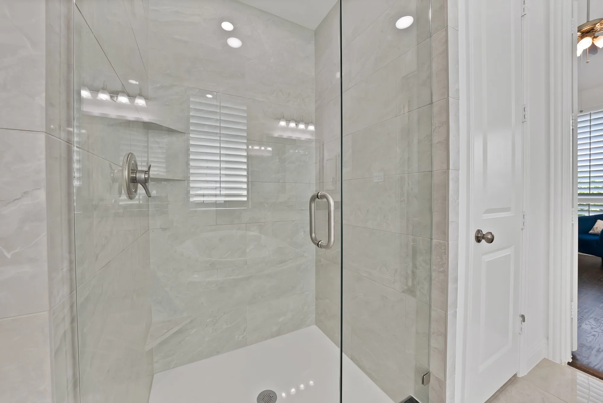 Single Family Residence For Sale in Denton County , 8260 Halifax, The Colony, Texas 75056, 3 Bedroom, 4 Bathroom, 2 Garage spaces, 2,540 Sqft, built in 2020, mls#21320689, Real Estate Agent in The Colony, Homes For Sale in Denton county, Homes For Sale in The Colony, Realtor in The Colony Texas, Real Estate Brokerage Independent Realty Texas, Luminita Cordes Realtor