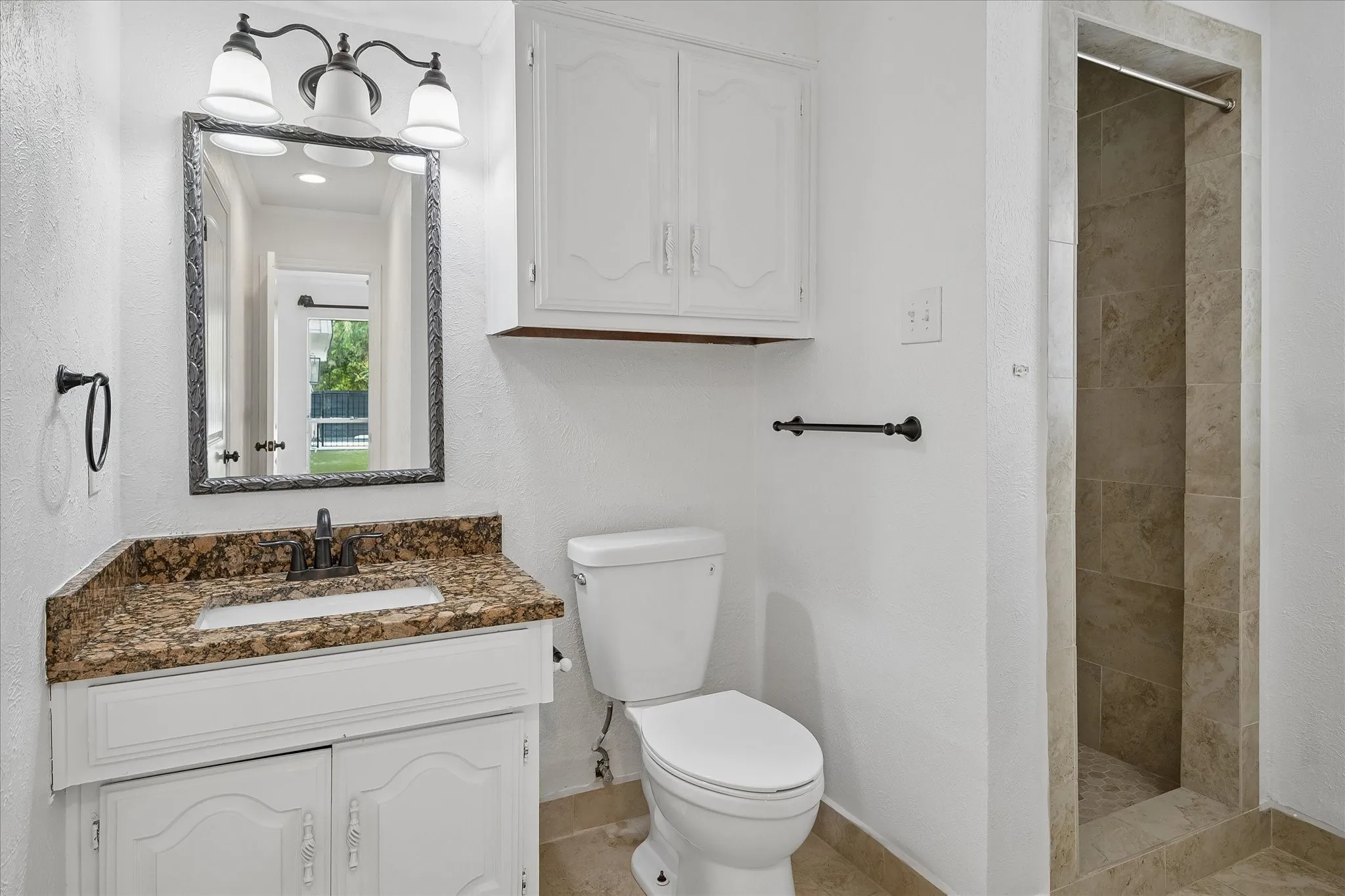 Single Family Residence For Sale in Dallas County , 6506 Kathleen Court, Garland, Texas 75044, 4 Bedroom, 3 Bathroom, 2 Garage spaces, 2,500 Sqft, built in 1975, mls#21319127, Real Estate Agent in Garland, Homes For Sale in Dallas county, Homes For Sale in Garland, Realtor in Garland Texas, Real Estate Brokerage Independent Realty Texas, Luminita Cordes Realtor