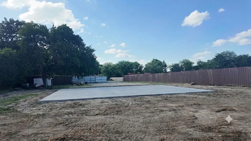 Single Family Residence For Sale in Dallas County , 2532 Plaza Boulevard, Dallas, Texas 75241, 3 Bedroom, 2 Bathroom, 4 Garage spaces, 1,434 Sqft, built in 2000, mls#21319291, Real Estate Agent in Dallas, Homes For Sale in Dallas county, Homes For Sale in Dallas, Realtor in Dallas Texas, Real Estate Brokerage Independent Realty Texas, Luminita Cordes Realtor