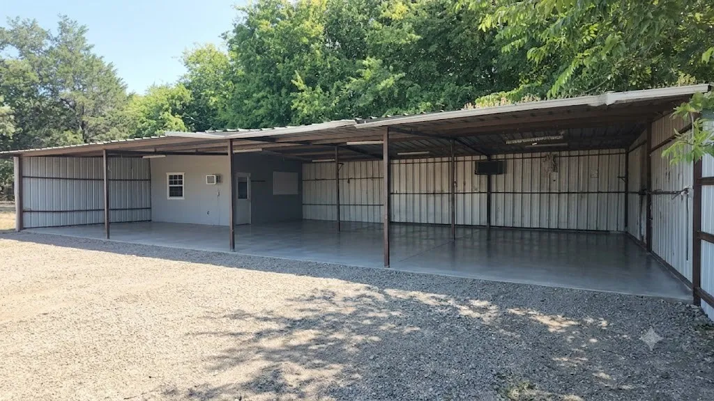 Single Family Residence For Sale in Dallas County , 2532 Plaza Boulevard, Dallas, Texas 75241, 3 Bedroom, 2 Bathroom, 4 Garage spaces, 1,434 Sqft, built in 2000, mls#21319291, Real Estate Agent in Dallas, Homes For Sale in Dallas county, Homes For Sale in Dallas, Realtor in Dallas Texas, Real Estate Brokerage Independent Realty Texas, Luminita Cordes Realtor