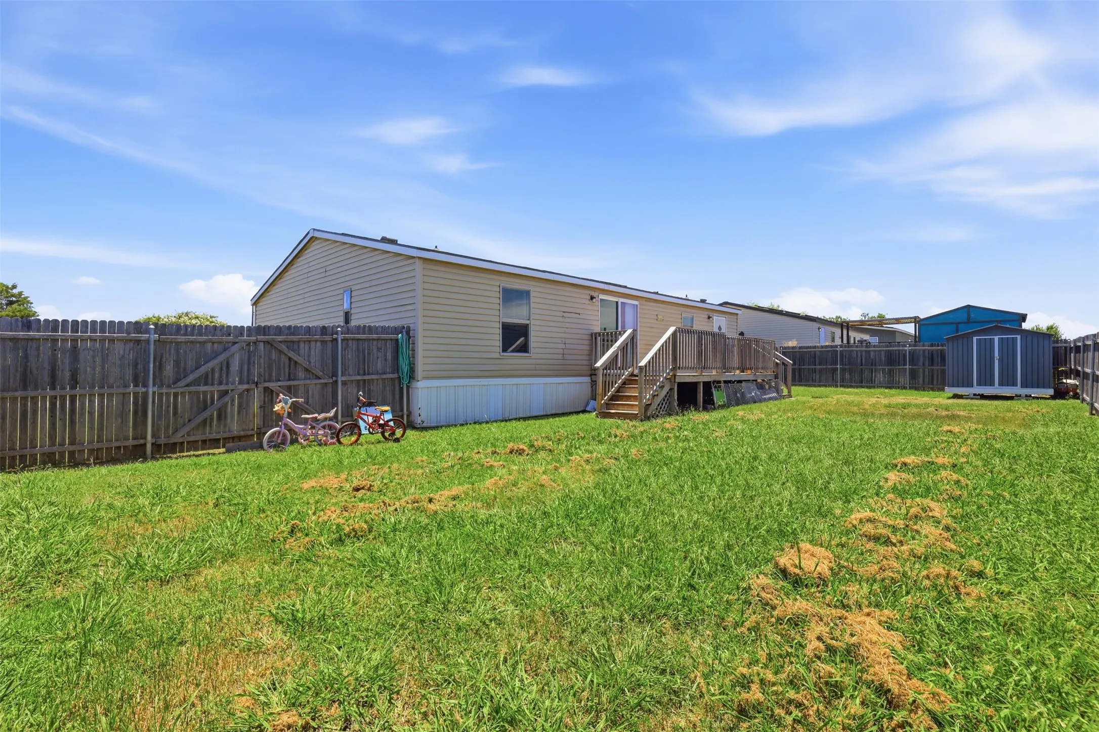 Mobile Home For Sale in Johnson County , 1408 Old Bridge Road, Cleburne, Texas 76033, 3 Bedroom, 2 Bathroom, Garage spaces, 1,408 Sqft, built in 2018, mls#21319212, Real Estate Agent in Cleburne, Homes For Sale in Johnson county, Homes For Sale in Cleburne, Realtor in Cleburne Texas, Real Estate Brokerage Independent Realty Texas, Luminita Cordes Realtor