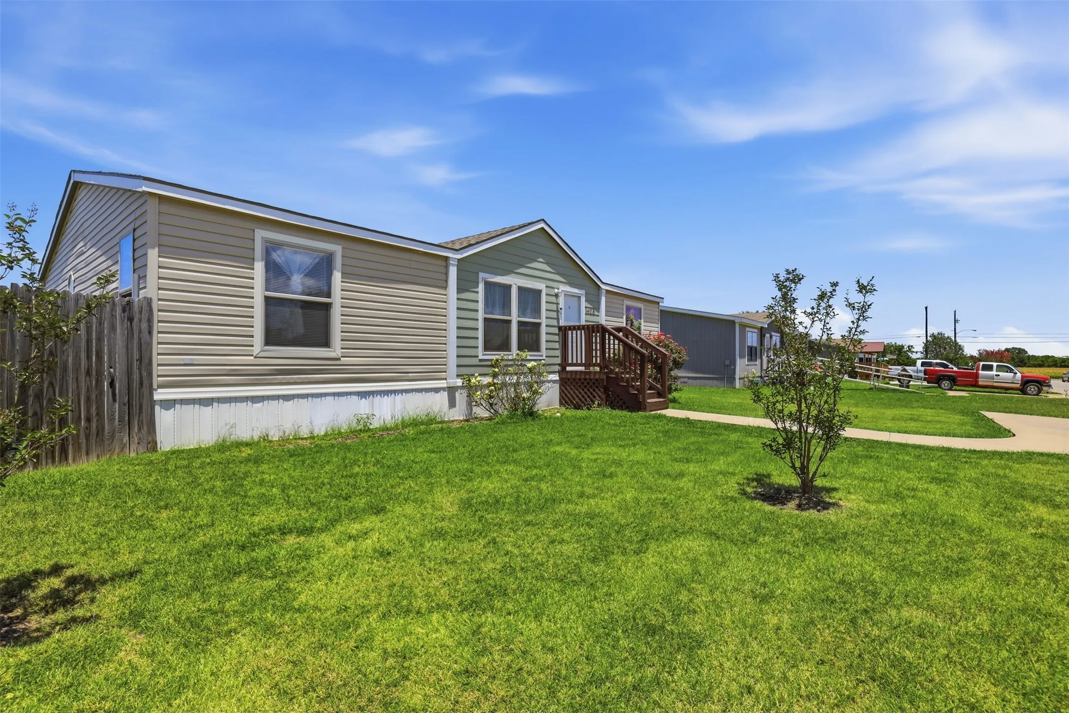 Mobile Home For Sale in Johnson County , 1408 Old Bridge Road, Cleburne, Texas 76033, 3 Bedroom, 2 Bathroom, Garage spaces, 1,408 Sqft, built in 2018, mls#21319212, Real Estate Agent in Cleburne, Homes For Sale in Johnson county, Homes For Sale in Cleburne, Realtor in Cleburne Texas, Real Estate Brokerage Independent Realty Texas, Luminita Cordes Realtor
