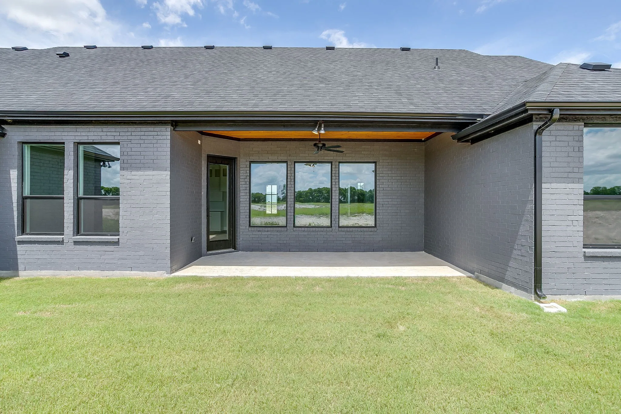 Single Family Residence For Sale in Ellis County , 10121 Baldy Mountain Drive, Waxahachie, Texas 75167, 4 Bedrooms, 3 Bathrooms, 3 Garage spaces, 2,969 Sqft, built in 2026, Price $705,984, mls#21320756, Real Estate Agent in Waxahachie, Homes For Sale in Ellis county, Homes For Sale in Waxahachie, Realtor in Waxahachie Texas, Real Estate Brokerage Independent Realty Texas, Luminita Cordes Realtor