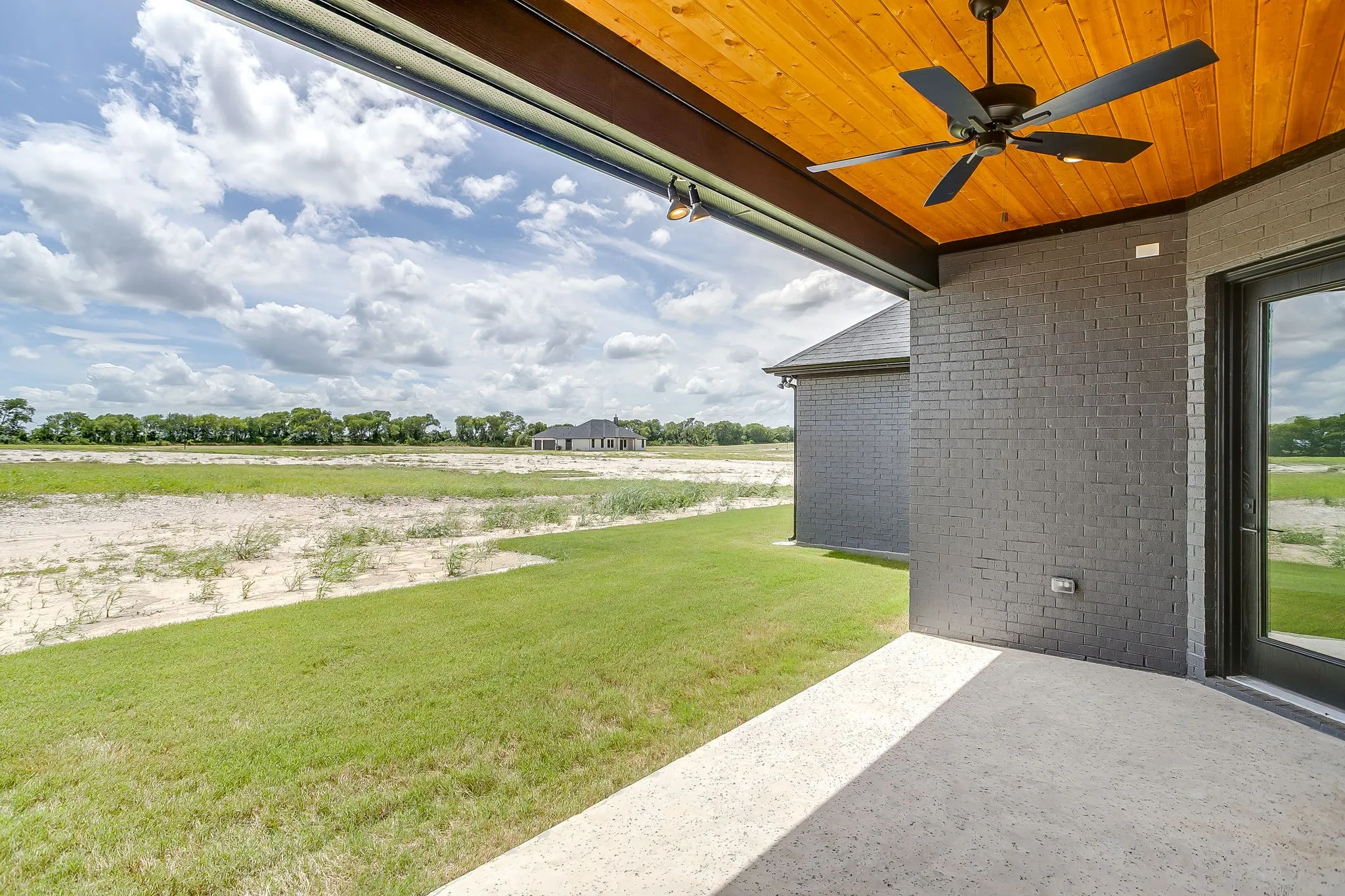 Single Family Residence For Sale in Ellis County , 10121 Baldy Mountain Drive, Waxahachie, Texas 75167, 4 Bedrooms, 3 Bathrooms, 3 Garage spaces, 2,969 Sqft, built in 2026, Price $705,984, mls#21320756, Real Estate Agent in Waxahachie, Homes For Sale in Ellis county, Homes For Sale in Waxahachie, Realtor in Waxahachie Texas, Real Estate Brokerage Independent Realty Texas, Luminita Cordes Realtor