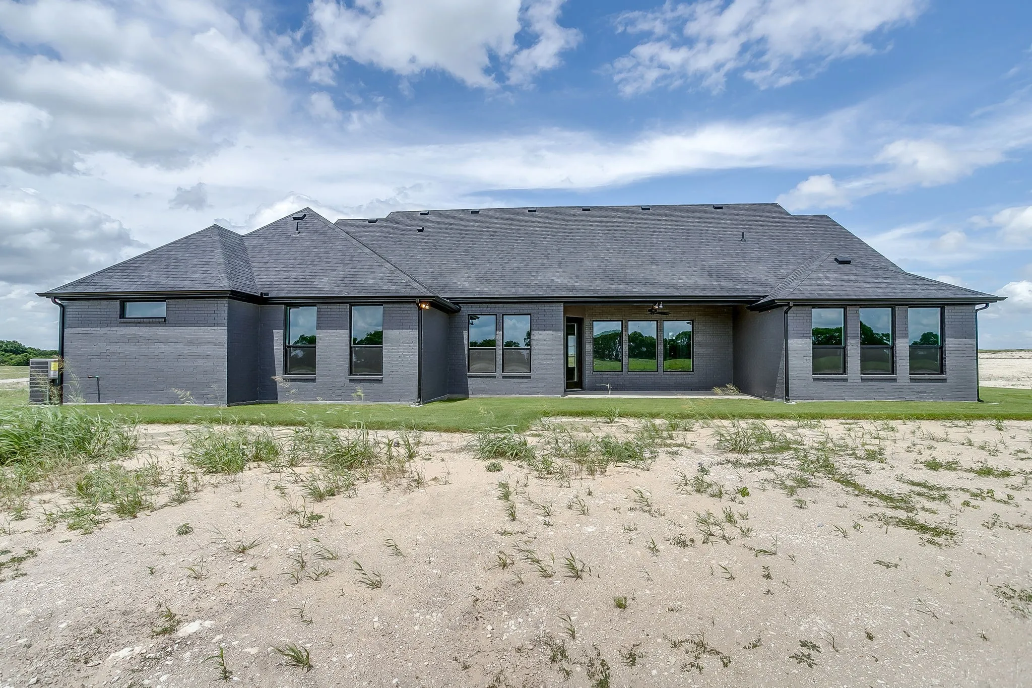 Single Family Residence For Sale in Ellis County , 10121 Baldy Mountain Drive, Waxahachie, Texas 75167, 4 Bedrooms, 3 Bathrooms, 3 Garage spaces, 2,969 Sqft, built in 2026, Price $705,984, mls#21320756, Real Estate Agent in Waxahachie, Homes For Sale in Ellis county, Homes For Sale in Waxahachie, Realtor in Waxahachie Texas, Real Estate Brokerage Independent Realty Texas, Luminita Cordes Realtor