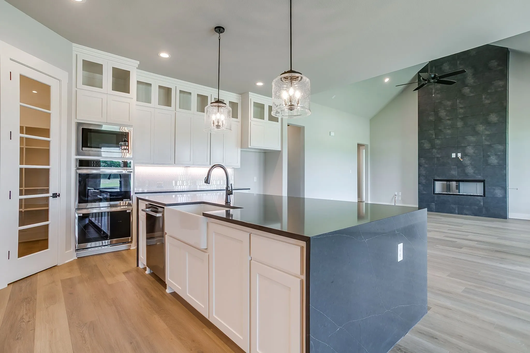 Single Family Residence For Sale in Ellis County , 10121 Baldy Mountain Drive, Waxahachie, Texas 75167, 4 Bedrooms, 3 Bathrooms, 3 Garage spaces, 2,969 Sqft, built in 2026, Price $705,984, mls#21320756, Real Estate Agent in Waxahachie, Homes For Sale in Ellis county, Homes For Sale in Waxahachie, Realtor in Waxahachie Texas, Real Estate Brokerage Independent Realty Texas, Luminita Cordes Realtor