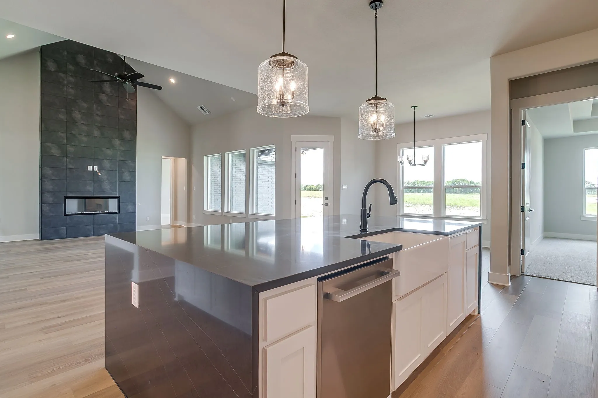 Single Family Residence For Sale in Ellis County , 10121 Baldy Mountain Drive, Waxahachie, Texas 75167, 4 Bedrooms, 3 Bathrooms, 3 Garage spaces, 2,969 Sqft, built in 2026, Price $705,984, mls#21320756, Real Estate Agent in Waxahachie, Homes For Sale in Ellis county, Homes For Sale in Waxahachie, Realtor in Waxahachie Texas, Real Estate Brokerage Independent Realty Texas, Luminita Cordes Realtor