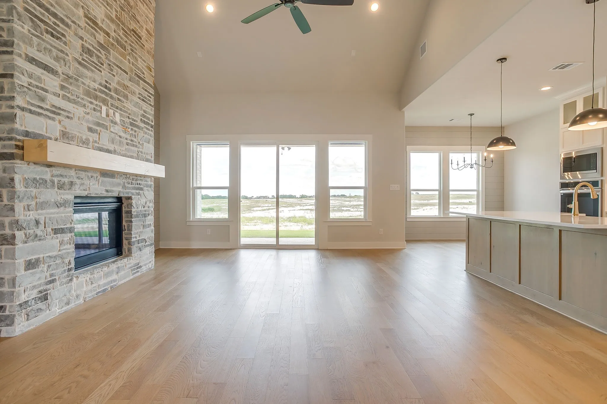 Single Family Residence For Sale in Ellis County , 10100 Bartlett Peak Drive, Waxahachie, Texas 75167, 4 Bedrooms, 4 Bathrooms, 3 Garage spaces, 2,404 Sqft, built in 2026, Price $619,990, mls#21320718, Real Estate Agent in Waxahachie, Homes For Sale in Ellis county, Homes For Sale in Waxahachie, Realtor in Waxahachie Texas, Real Estate Brokerage Independent Realty Texas, Luminita Cordes Realtor