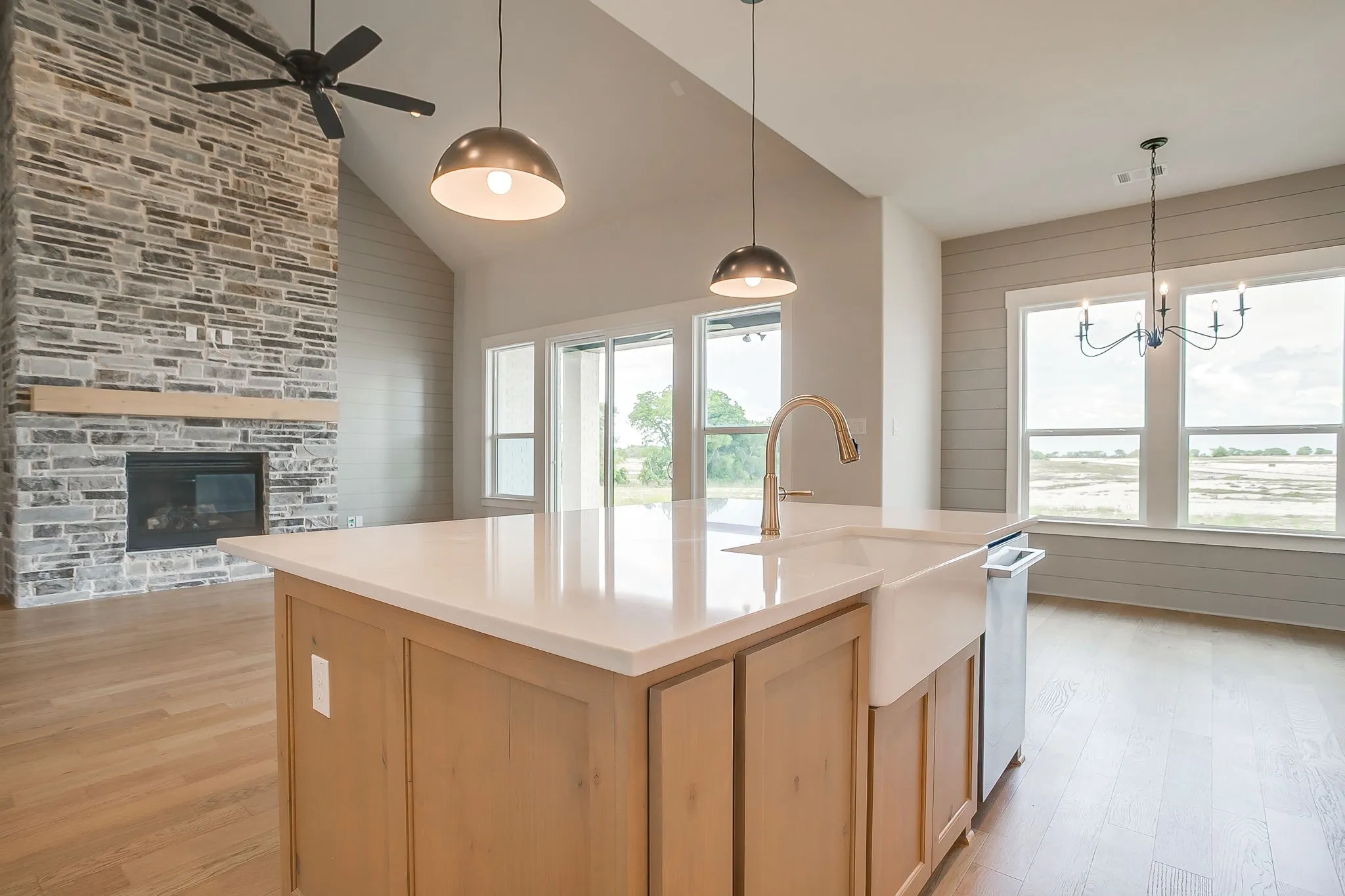 Single Family Residence For Sale in Ellis County , 10100 Bartlett Peak Drive, Waxahachie, Texas 75167, 4 Bedrooms, 4 Bathrooms, 3 Garage spaces, 2,404 Sqft, built in 2026, Price $619,990, mls#21320718, Real Estate Agent in Waxahachie, Homes For Sale in Ellis county, Homes For Sale in Waxahachie, Realtor in Waxahachie Texas, Real Estate Brokerage Independent Realty Texas, Luminita Cordes Realtor