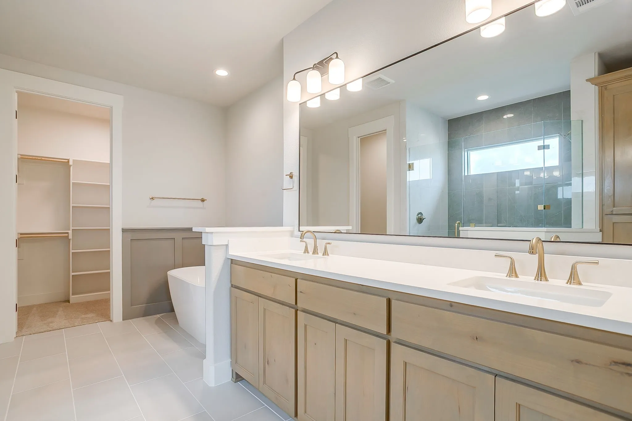 Single Family Residence For Sale in Ellis County , 10100 Bartlett Peak Drive, Waxahachie, Texas 75167, 4 Bedrooms, 4 Bathrooms, 3 Garage spaces, 2,404 Sqft, built in 2026, Price $619,990, mls#21320718, Real Estate Agent in Waxahachie, Homes For Sale in Ellis county, Homes For Sale in Waxahachie, Realtor in Waxahachie Texas, Real Estate Brokerage Independent Realty Texas, Luminita Cordes Realtor