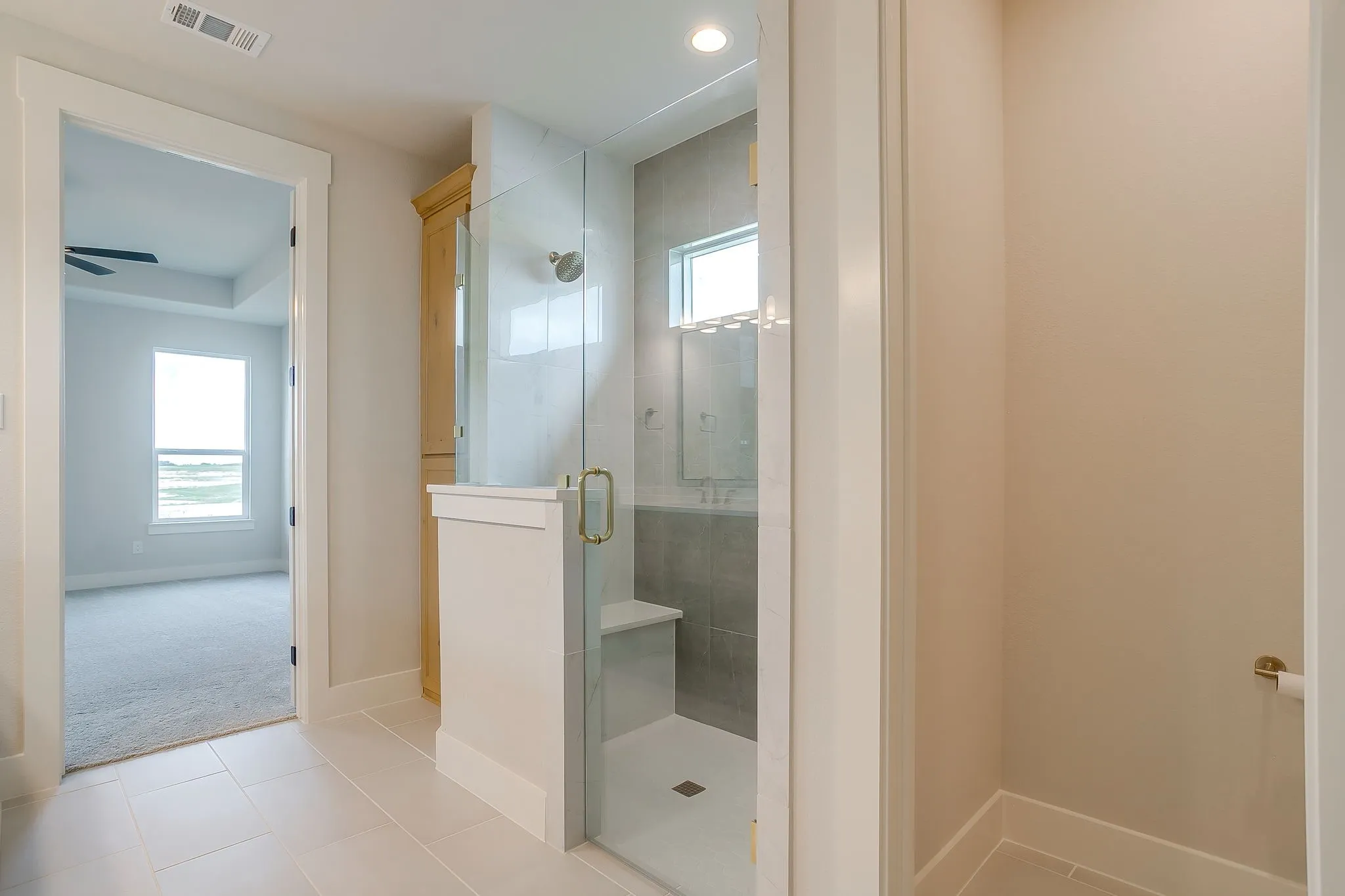 Single Family Residence For Sale in Ellis County , 10100 Bartlett Peak Drive, Waxahachie, Texas 75167, 4 Bedrooms, 4 Bathrooms, 3 Garage spaces, 2,404 Sqft, built in 2026, Price $619,990, mls#21320718, Real Estate Agent in Waxahachie, Homes For Sale in Ellis county, Homes For Sale in Waxahachie, Realtor in Waxahachie Texas, Real Estate Brokerage Independent Realty Texas, Luminita Cordes Realtor
