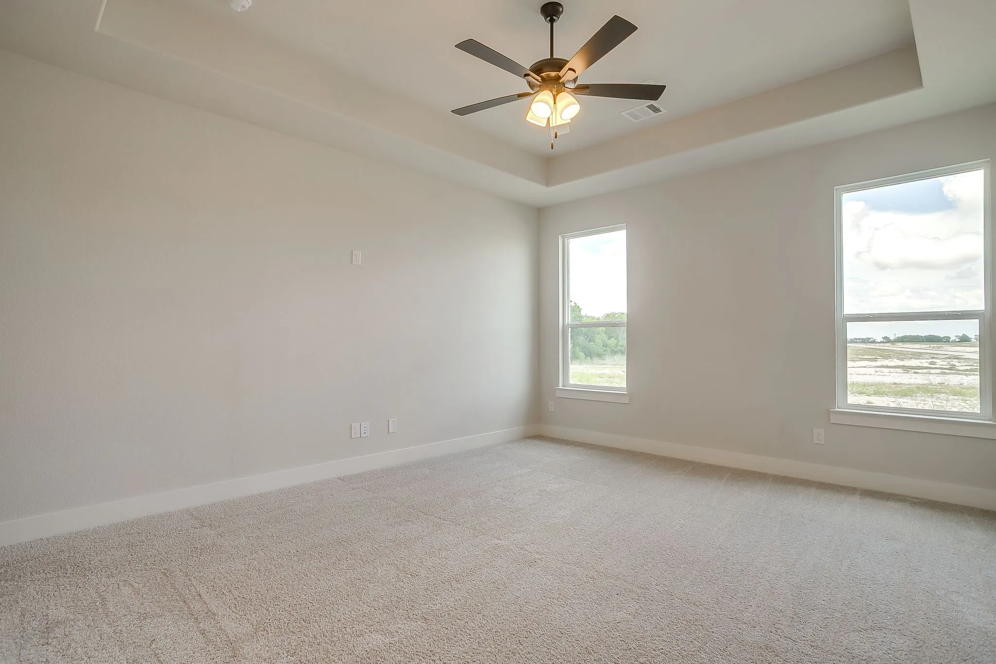Single Family Residence For Sale in Ellis County , 10100 Bartlett Peak Drive, Waxahachie, Texas 75167, 4 Bedrooms, 4 Bathrooms, 3 Garage spaces, 2,404 Sqft, built in 2026, Price $619,990, mls#21320718, Real Estate Agent in Waxahachie, Homes For Sale in Ellis county, Homes For Sale in Waxahachie, Realtor in Waxahachie Texas, Real Estate Brokerage Independent Realty Texas, Luminita Cordes Realtor
