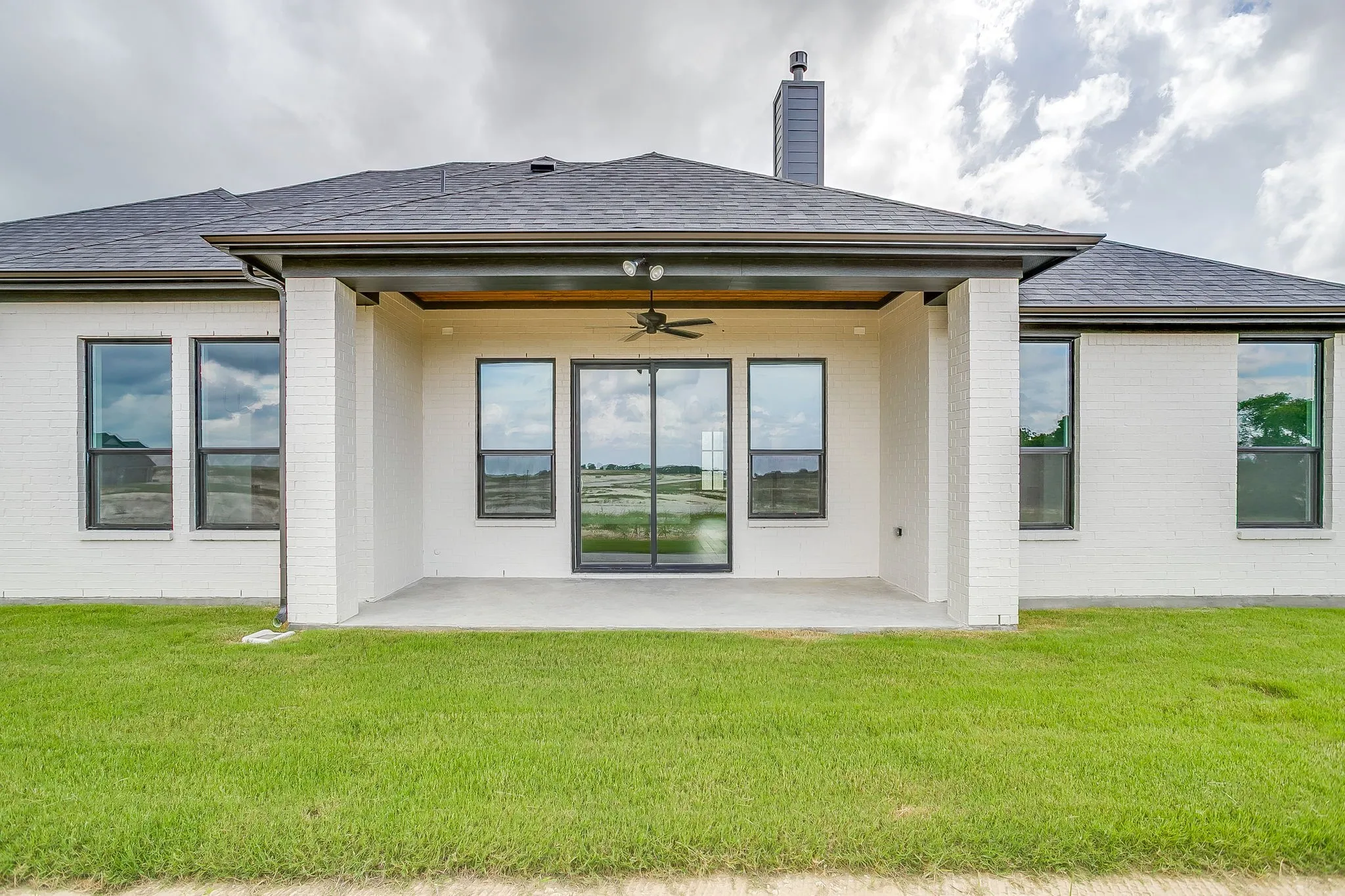 Single Family Residence For Sale in Ellis County , 10100 Bartlett Peak Drive, Waxahachie, Texas 75167, 4 Bedrooms, 4 Bathrooms, 3 Garage spaces, 2,404 Sqft, built in 2026, Price $619,990, mls#21320718, Real Estate Agent in Waxahachie, Homes For Sale in Ellis county, Homes For Sale in Waxahachie, Realtor in Waxahachie Texas, Real Estate Brokerage Independent Realty Texas, Luminita Cordes Realtor