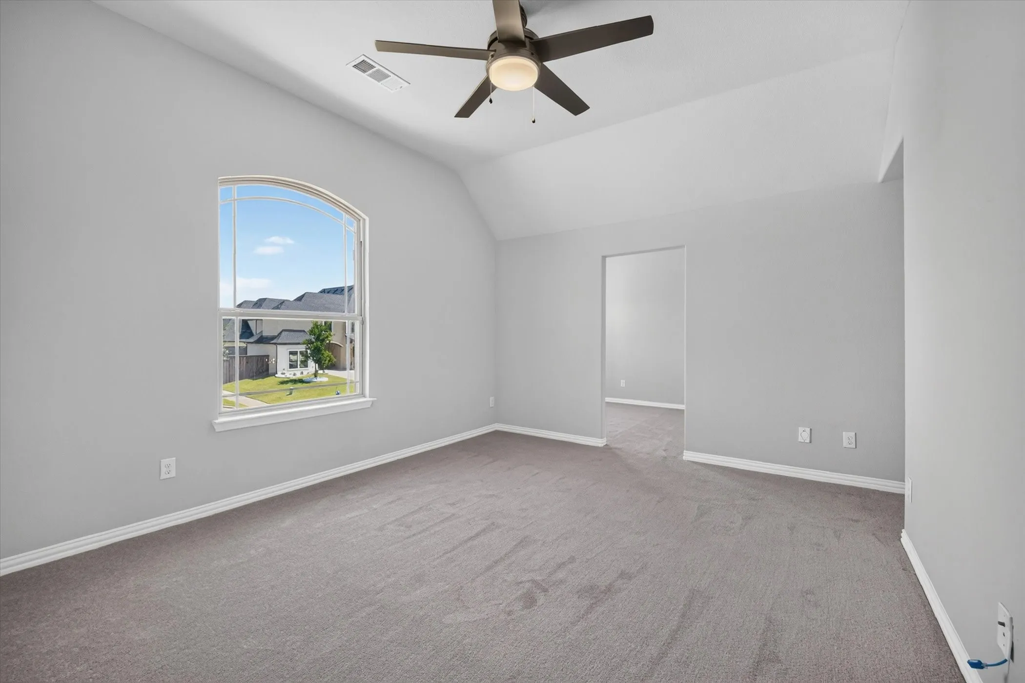 Single Family Residence For Sale in Collin County , 560 Featherstone Lane, Prosper, Texas 75078, 5 Bedroom, 4 Bathroom, 3 Garage spaces, 4,838 Sqft, built in 2018, mls#21311468, Real Estate Agent in Prosper, Homes For Sale in Collin county, Homes For Sale in Prosper, Realtor in Prosper Texas, Real Estate Brokerage Independent Realty Texas, Luminita Cordes Realtor