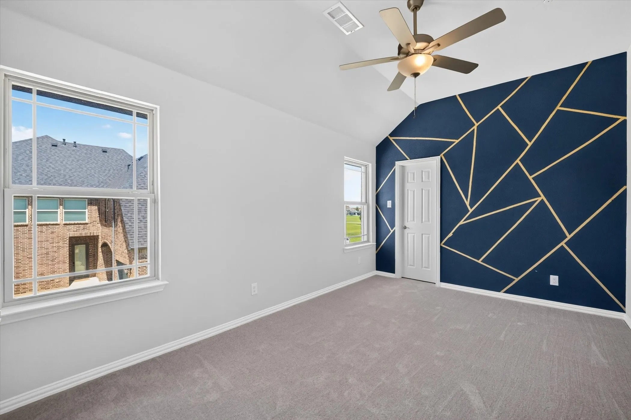 Single Family Residence For Sale in Collin County , 560 Featherstone Lane, Prosper, Texas 75078, 5 Bedroom, 4 Bathroom, 3 Garage spaces, 4,838 Sqft, built in 2018, mls#21311468, Real Estate Agent in Prosper, Homes For Sale in Collin county, Homes For Sale in Prosper, Realtor in Prosper Texas, Real Estate Brokerage Independent Realty Texas, Luminita Cordes Realtor