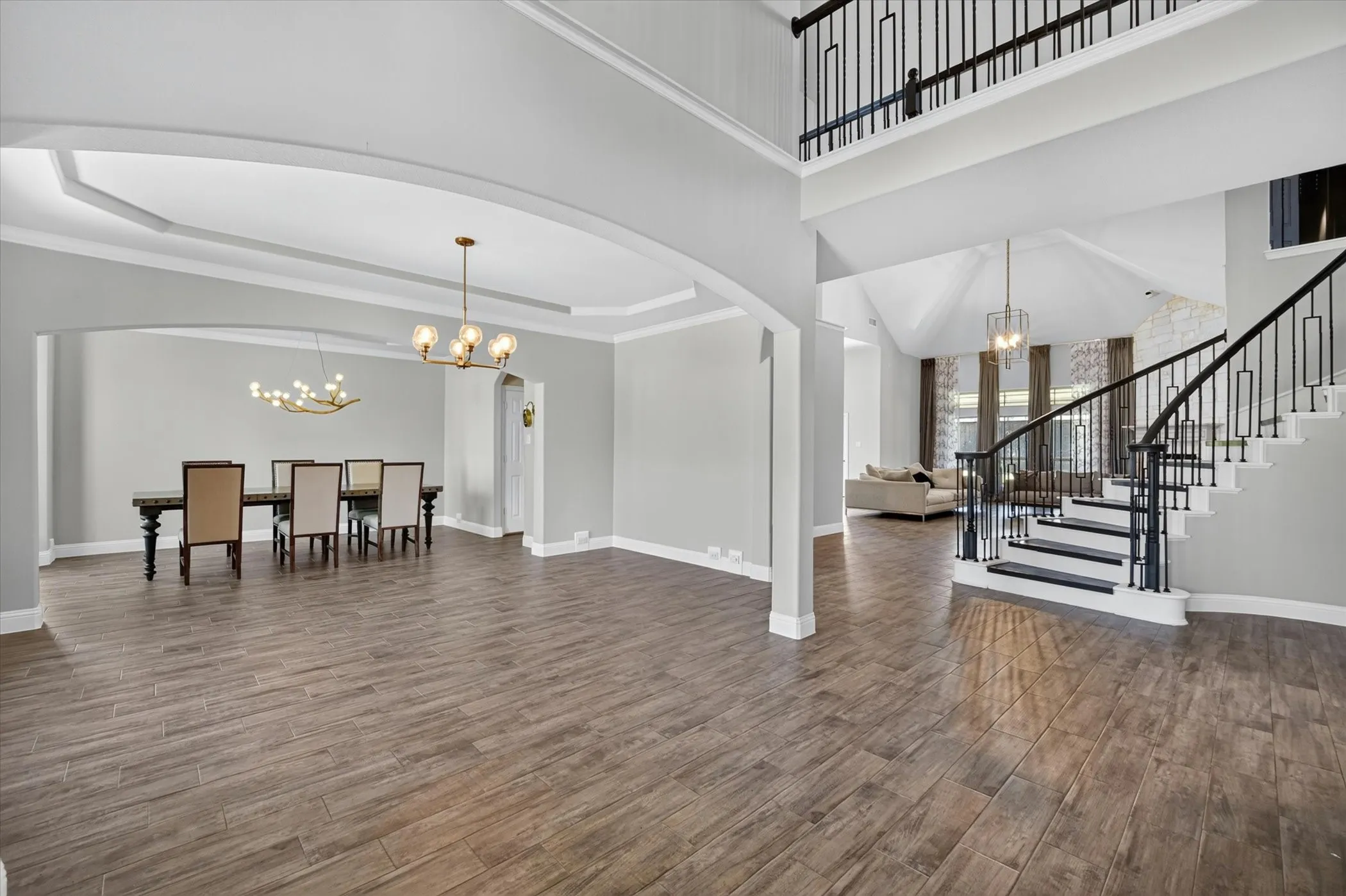 Single Family Residence For Sale in Collin County , 560 Featherstone Lane, Prosper, Texas 75078, 5 Bedroom, 4 Bathroom, 3 Garage spaces, 4,838 Sqft, built in 2018, mls#21311468, Real Estate Agent in Prosper, Homes For Sale in Collin county, Homes For Sale in Prosper, Realtor in Prosper Texas, Real Estate Brokerage Independent Realty Texas, Luminita Cordes Realtor
