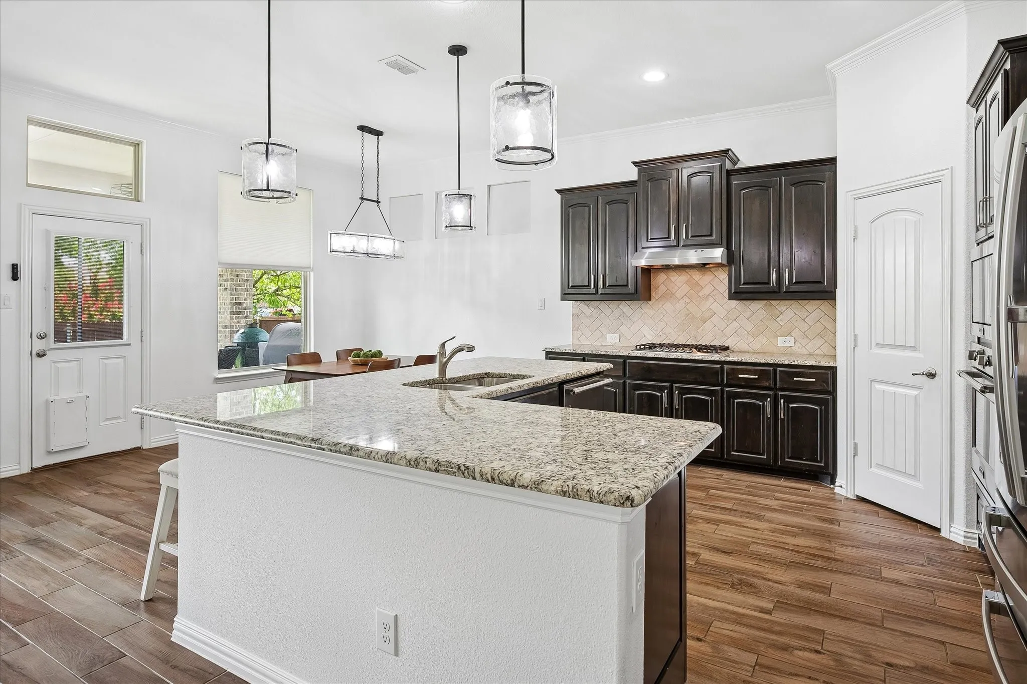 Single Family Residence For Sale in Denton County , 208 Equestrian Road, Hickory Creek, Texas 75065, 4 Bedroom, 4 Bathroom, 2 Garage spaces, 3,249 Sqft, built in 2016, mls#21312894, Real Estate Agent in Hickory Creek, Homes For Sale in Denton county, Homes For Sale in Hickory Creek, Realtor in Hickory Creek Texas, Real Estate Brokerage Independent Realty Texas, Luminita Cordes Realtor