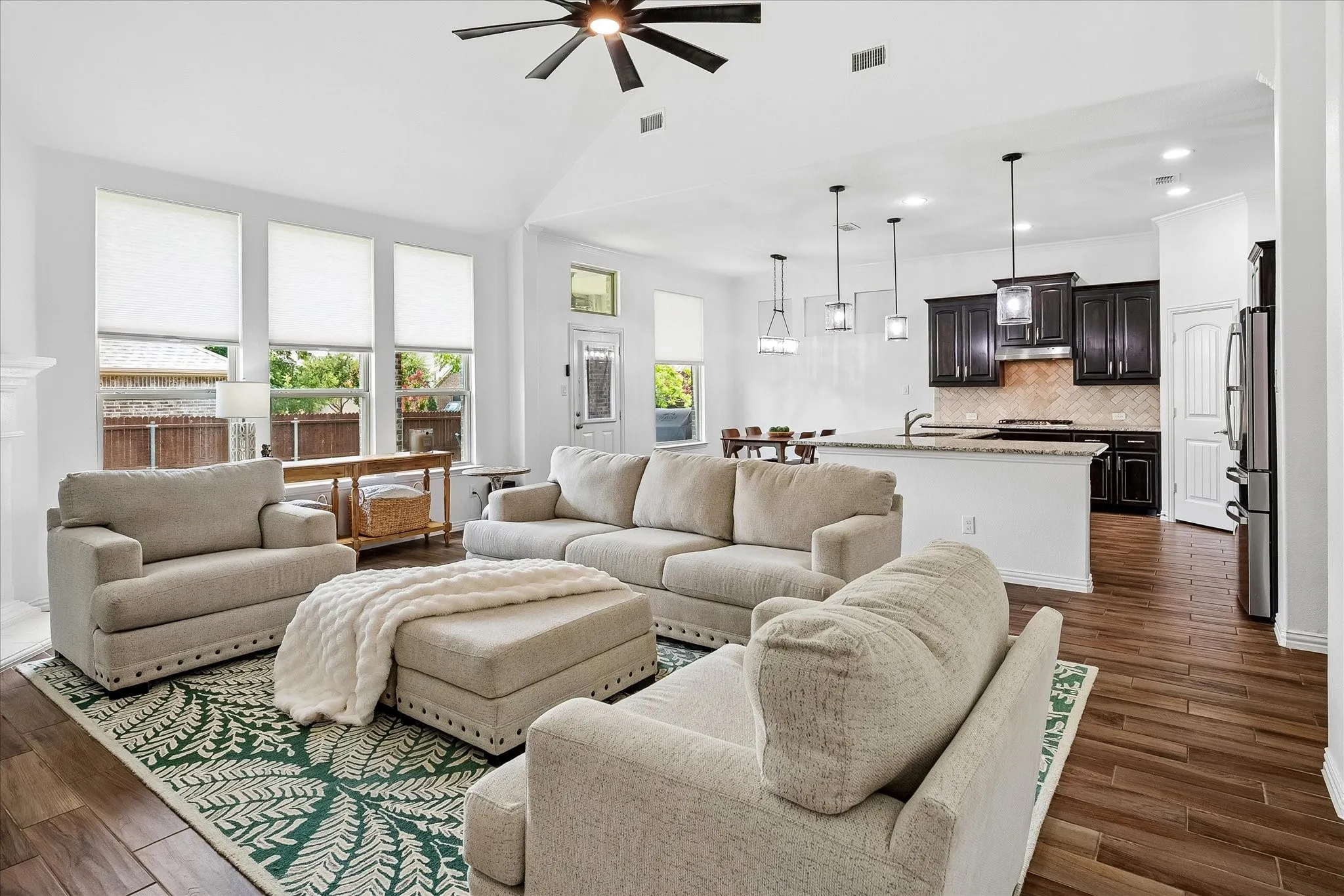 Single Family Residence For Sale in Denton County , 208 Equestrian Road, Hickory Creek, Texas 75065, 4 Bedroom, 4 Bathroom, 2 Garage spaces, 3,249 Sqft, built in 2016, mls#21312894, Real Estate Agent in Hickory Creek, Homes For Sale in Denton county, Homes For Sale in Hickory Creek, Realtor in Hickory Creek Texas, Real Estate Brokerage Independent Realty Texas, Luminita Cordes Realtor