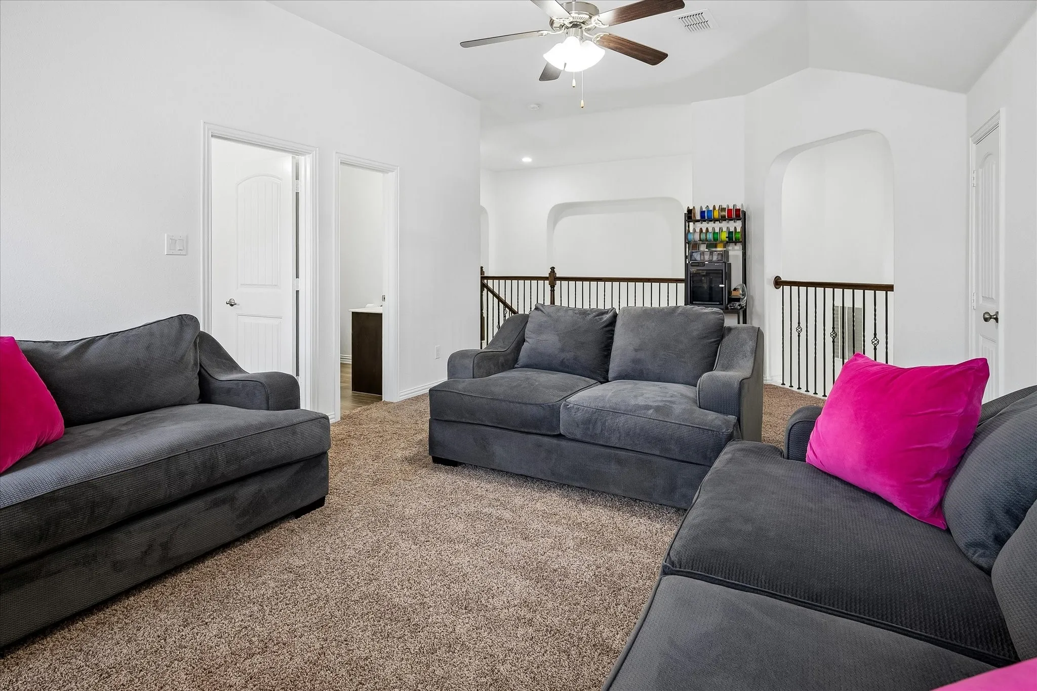 Single Family Residence For Sale in Denton County , 208 Equestrian Road, Hickory Creek, Texas 75065, 4 Bedroom, 4 Bathroom, 2 Garage spaces, 3,249 Sqft, built in 2016, mls#21312894, Real Estate Agent in Hickory Creek, Homes For Sale in Denton county, Homes For Sale in Hickory Creek, Realtor in Hickory Creek Texas, Real Estate Brokerage Independent Realty Texas, Luminita Cordes Realtor