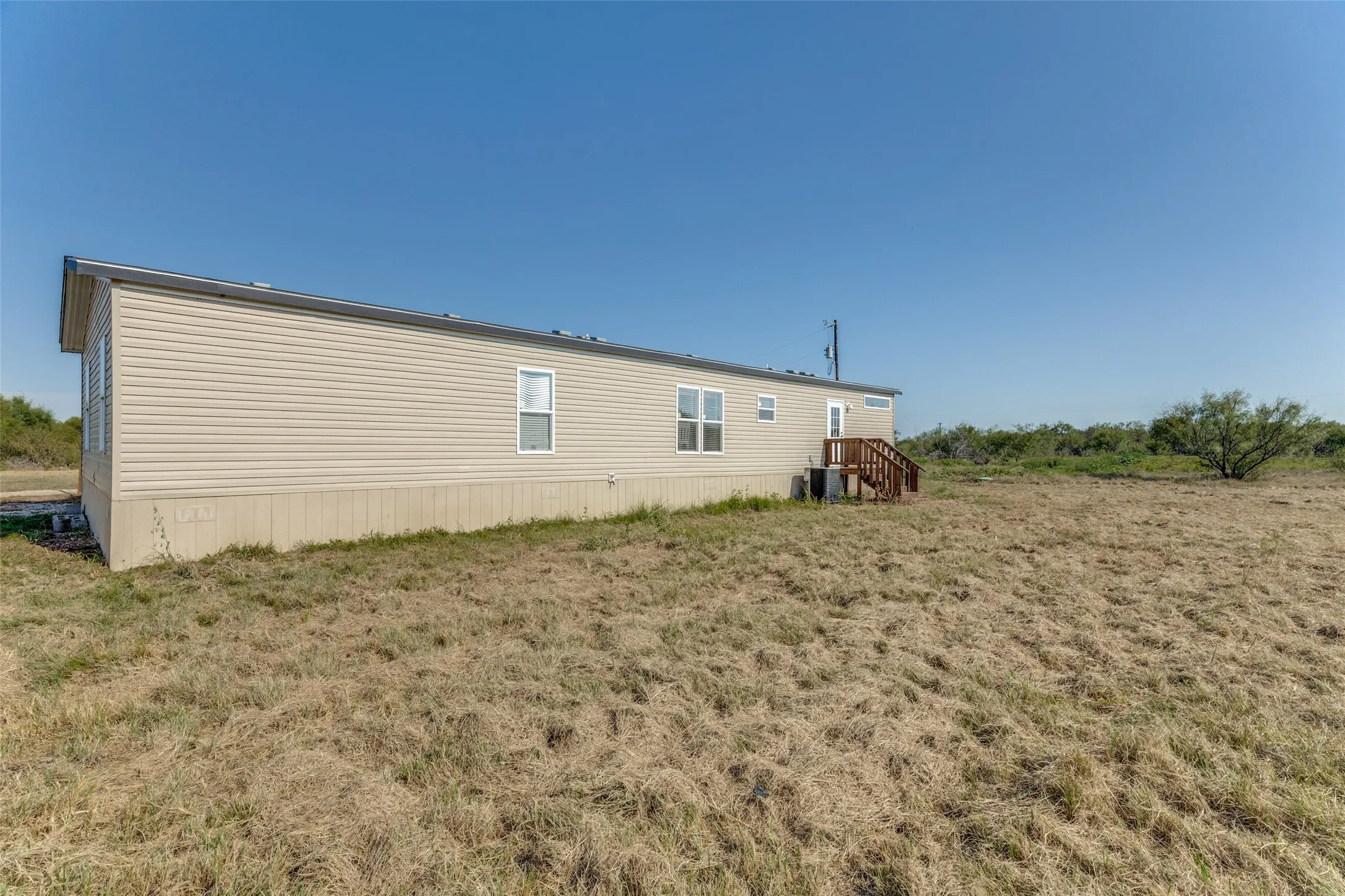 Mobile Home For Sale in Jack County , 4599 Burwick Road, Jacksboro, Texas 76458, 4 Bedrooms, 2 Bathrooms, Garage spaces, 1,782 Sqft, built in 2022, Price $444,900, mls#21320797, Real Estate Agent in Jacksboro, Homes For Sale in Jack county, Homes For Sale in Jacksboro, Realtor in Jacksboro Texas, Real Estate Brokerage Independent Realty Texas, Luminita Cordes Realtor