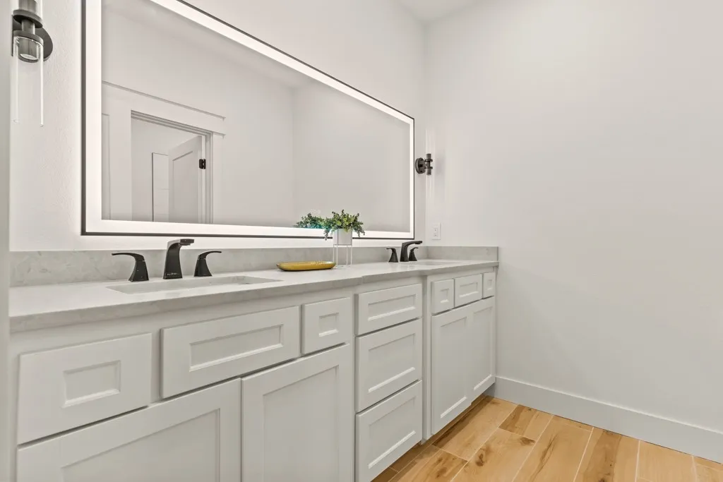 Single Family Residence For Sale in Harrison County , 115 Cottonwood Circle, Hallsville, Texas 75605, 5 Bedroom, 4 Bathroom, 2 Garage spaces, 3,161 Sqft, built in 2026, mls#21320440, Real Estate Agent in Hallsville, Homes For Sale in Harrison county, Homes For Sale in Hallsville, Realtor in Hallsville Texas, Real Estate Brokerage Independent Realty Texas, Luminita Cordes Realtor