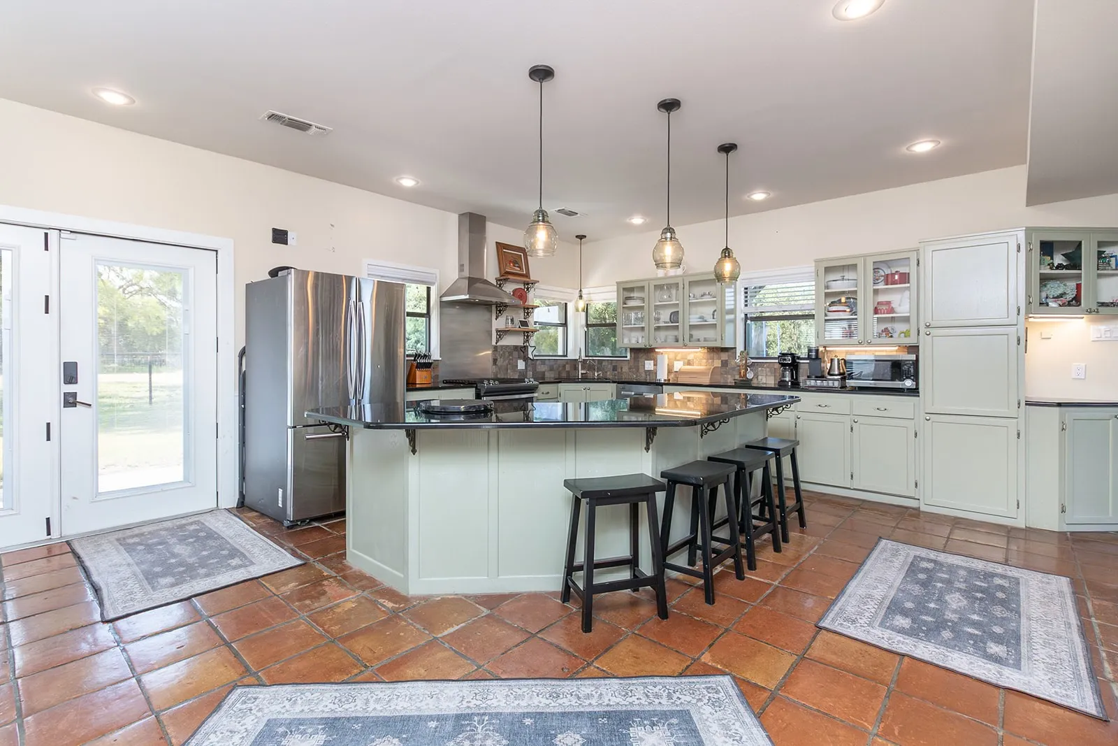 Single Family Residence For Sale in Mc Culloch County , 28 CR 458, Brady, Texas 76825, 2 Bedrooms, 2 Bathrooms, Garage spaces, 4,086 Sqft, built in 1999, Price $650,000, mls#21317520, Real Estate Agent in Brady, Homes For Sale in Mc Culloch county, Homes For Sale in Brady, Realtor in Brady Texas, Real Estate Brokerage Independent Realty Texas, Luminita Cordes Realtor