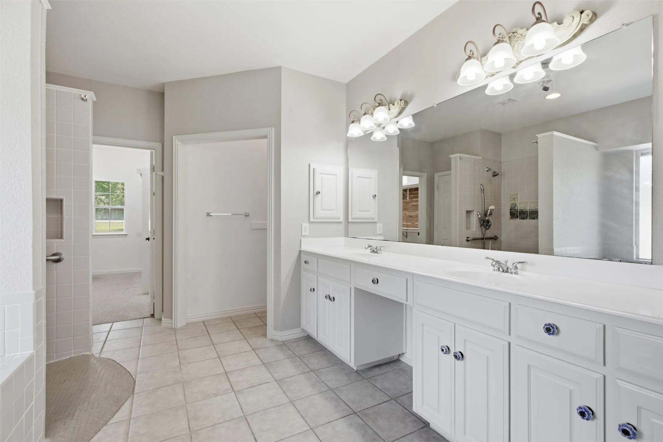 Single Family Residence For Sale in Denton County , 3101 W Oak Shores Drive, Cross Roads, Texas 76227, 4 Bedroom, 4 Bathroom, 2 Garage spaces, 3,316 Sqft, built in 2001, mls#21320846, Real Estate Agent in Cross Roads, Homes For Sale in Denton county, Homes For Sale in Cross Roads, Realtor in Cross Roads Texas, Real Estate Brokerage Independent Realty Texas, Luminita Cordes Realtor
