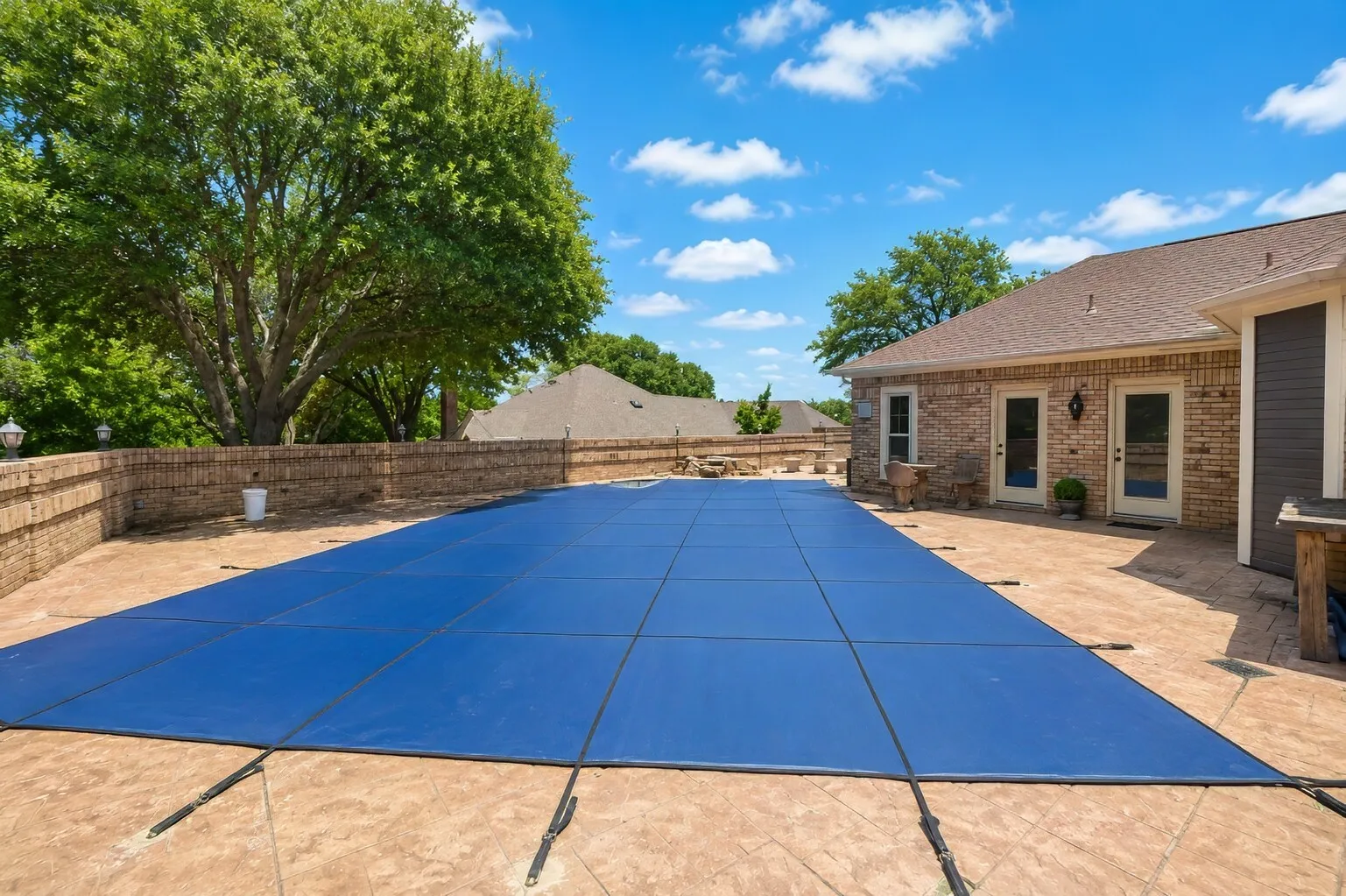 Single Family Residence For Sale in Tarrant County , 7400 Golf Club Drive, Fort Worth, Texas 76179, 5 Bedroom, 6 Bathroom, 2 Garage spaces, 4,317 Sqft, built in 1983, mls#21313433, Real Estate Agent in Fort Worth, Homes For Sale in Tarrant county, Homes For Sale in Fort Worth, Realtor in Fort Worth Texas, Real Estate Brokerage Independent Realty Texas, Luminita Cordes Realtor
