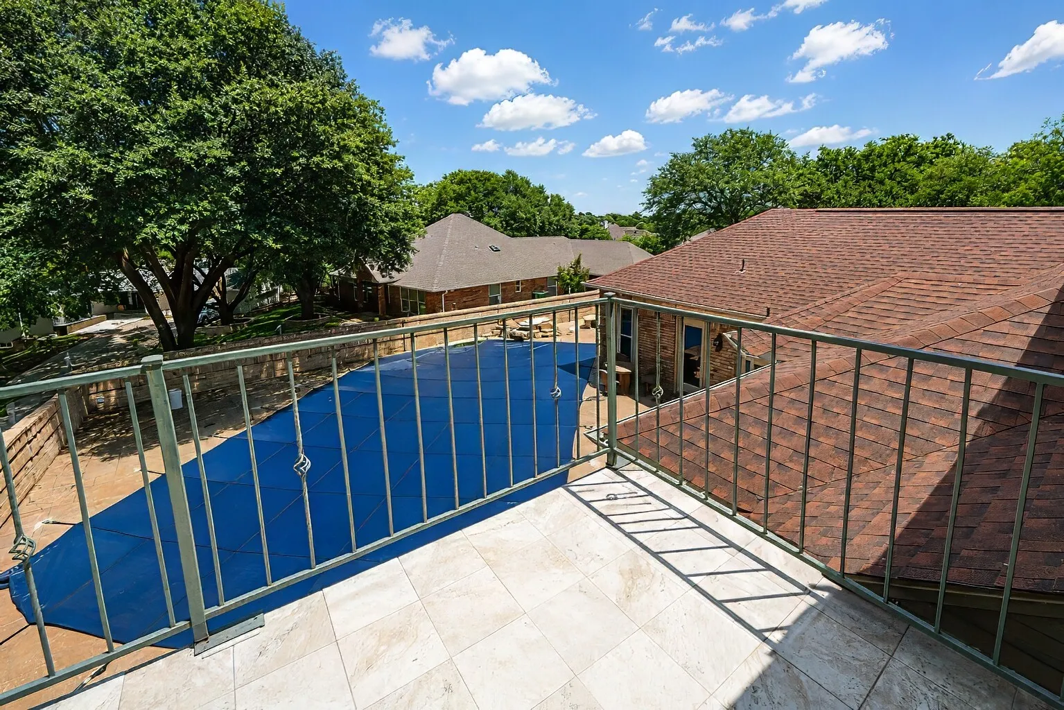 Single Family Residence For Sale in Tarrant County , 7400 Golf Club Drive, Fort Worth, Texas 76179, 5 Bedroom, 6 Bathroom, 2 Garage spaces, 4,317 Sqft, built in 1983, mls#21313433, Real Estate Agent in Fort Worth, Homes For Sale in Tarrant county, Homes For Sale in Fort Worth, Realtor in Fort Worth Texas, Real Estate Brokerage Independent Realty Texas, Luminita Cordes Realtor