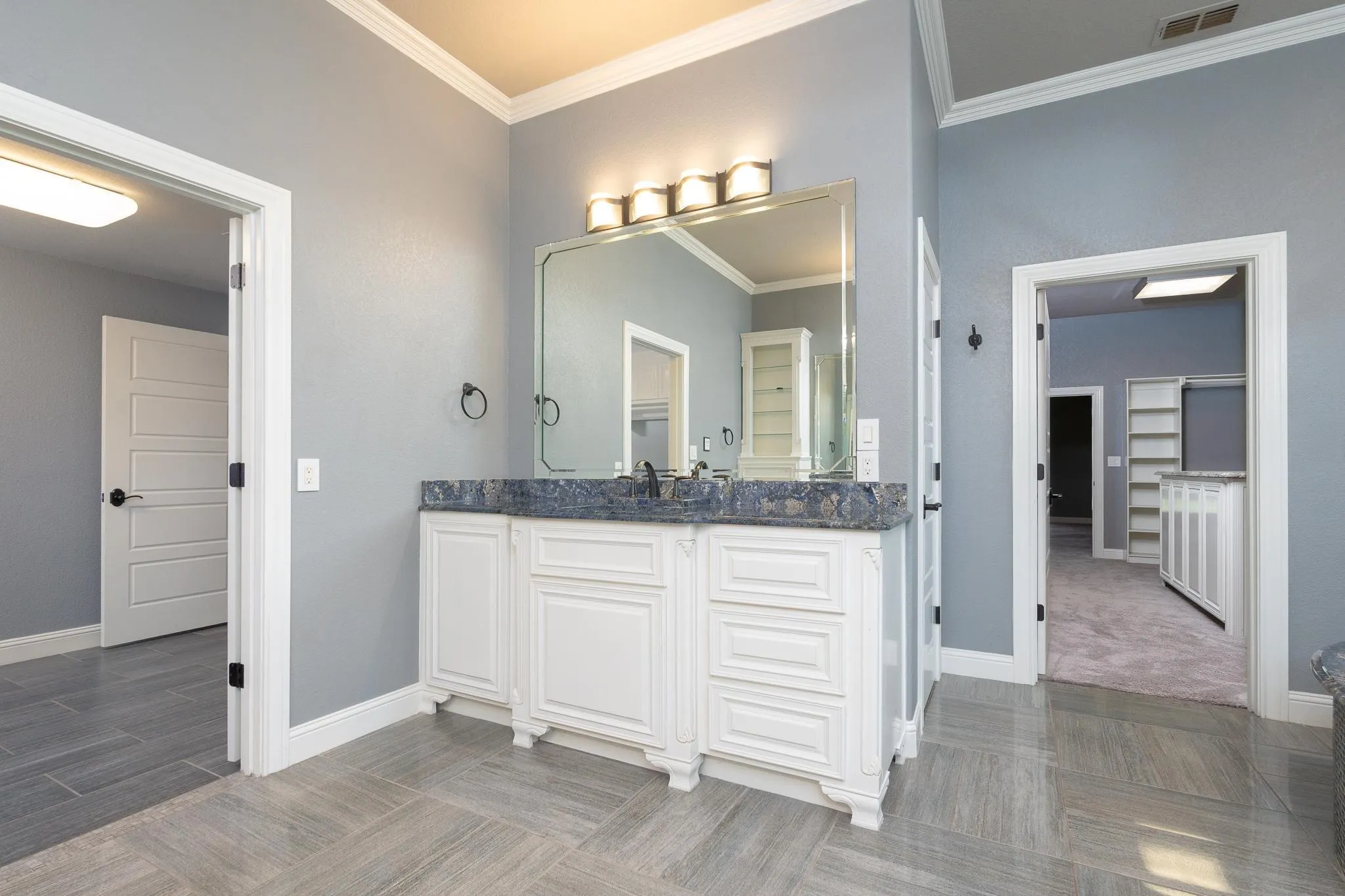 Single Family Residence For Sale in Taylor County , 302 Southwind Circle, Abilene, Texas 79602, 4 Bedroom, 5 Bathroom, 2 Garage spaces, 4,838 Sqft, built in 2012, mls#21315546, Real Estate Agent in Abilene, Homes For Sale in Taylor county, Homes For Sale in Abilene, Realtor in Abilene Texas, Real Estate Brokerage Independent Realty Texas, Luminita Cordes Realtor