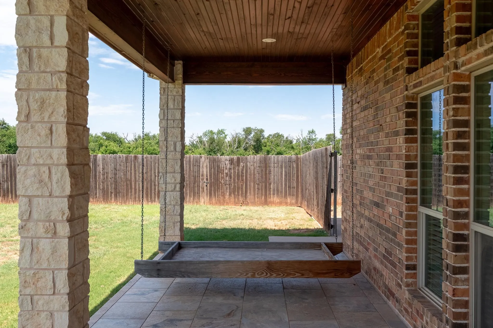 Single Family Residence For Sale in Taylor County , 302 Southwind Circle, Abilene, Texas 79602, 4 Bedroom, 5 Bathroom, 2 Garage spaces, 4,838 Sqft, built in 2012, mls#21315546, Real Estate Agent in Abilene, Homes For Sale in Taylor county, Homes For Sale in Abilene, Realtor in Abilene Texas, Real Estate Brokerage Independent Realty Texas, Luminita Cordes Realtor