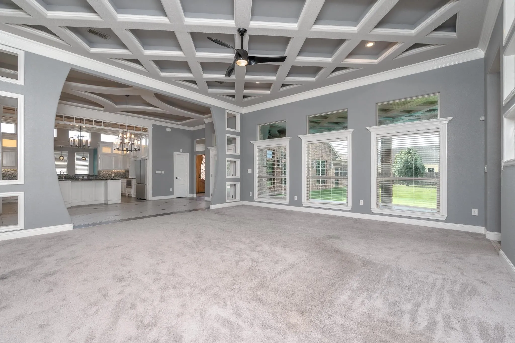 Single Family Residence For Sale in Taylor County , 302 Southwind Circle, Abilene, Texas 79602, 4 Bedroom, 5 Bathroom, 2 Garage spaces, 4,838 Sqft, built in 2012, mls#21315546, Real Estate Agent in Abilene, Homes For Sale in Taylor county, Homes For Sale in Abilene, Realtor in Abilene Texas, Real Estate Brokerage Independent Realty Texas, Luminita Cordes Realtor