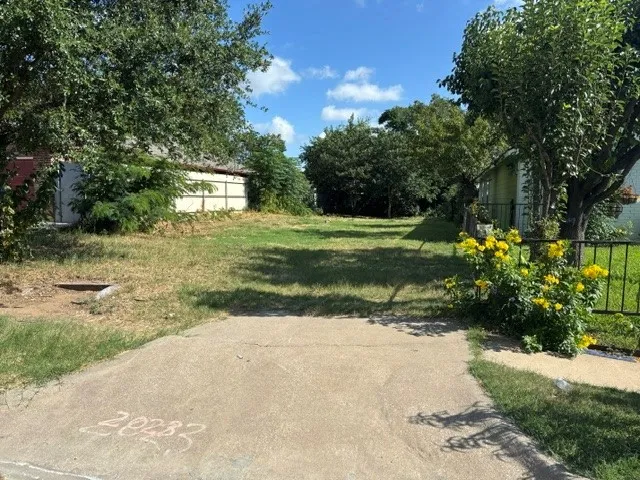 Improved Land For Sale in Dallas County , 2023 Angelina Drive, Dallas, Texas 75212, 0, 0, Garage spaces, 0 Sqft, built in 1946, Price $169,000, mls#21320827, Real Estate Agent in Dallas, Homes For Sale in Dallas county, Homes For Sale in Dallas, Realtor in Dallas Texas, Real Estate Brokerage Independent Realty Texas, Luminita Cordes Realtor